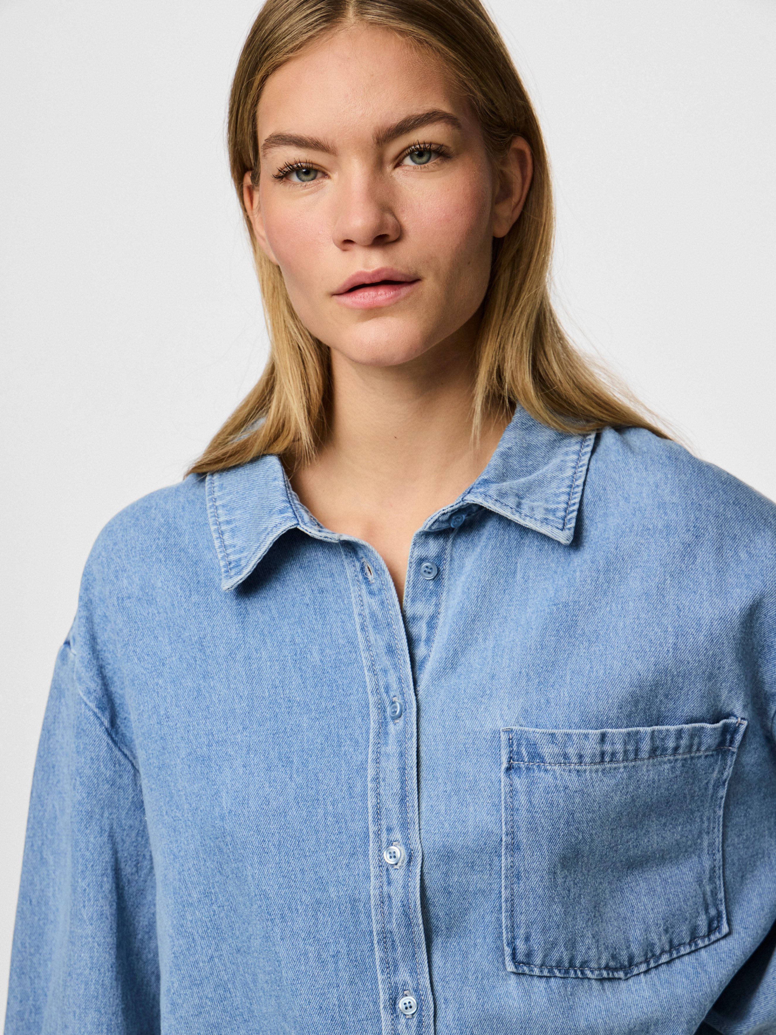 pieces Jeans blouse PCMAISIE LS DENIM SHIRT NOOS BC