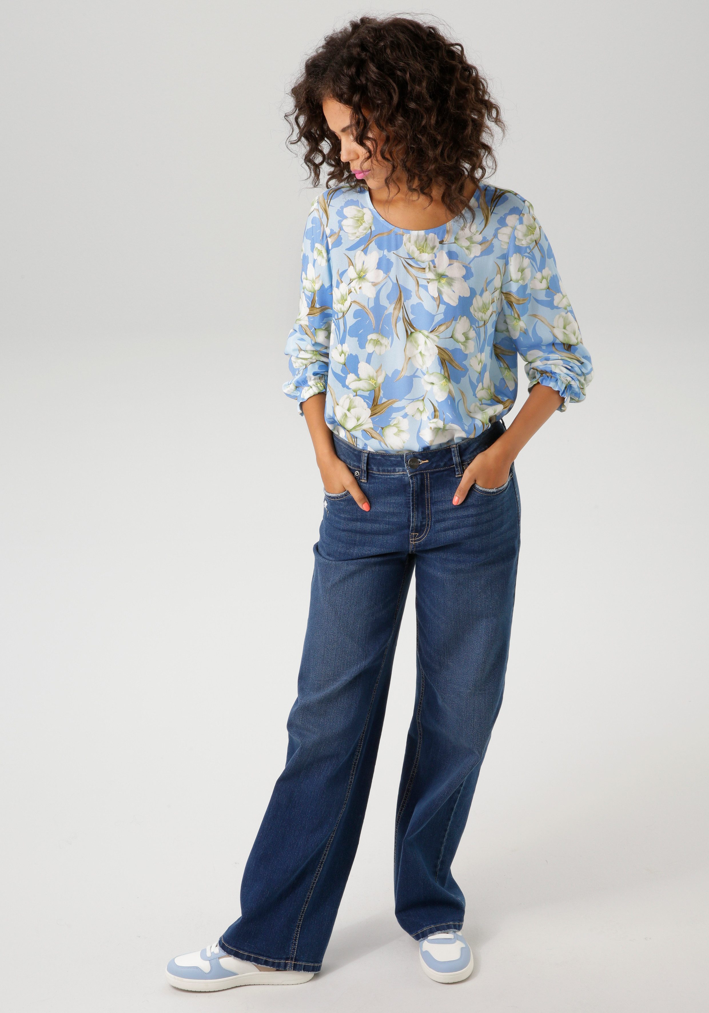 Aniston CASUAL Blouse zonder sluiting met harmonieuze bloemenprint - nieuwe collectie