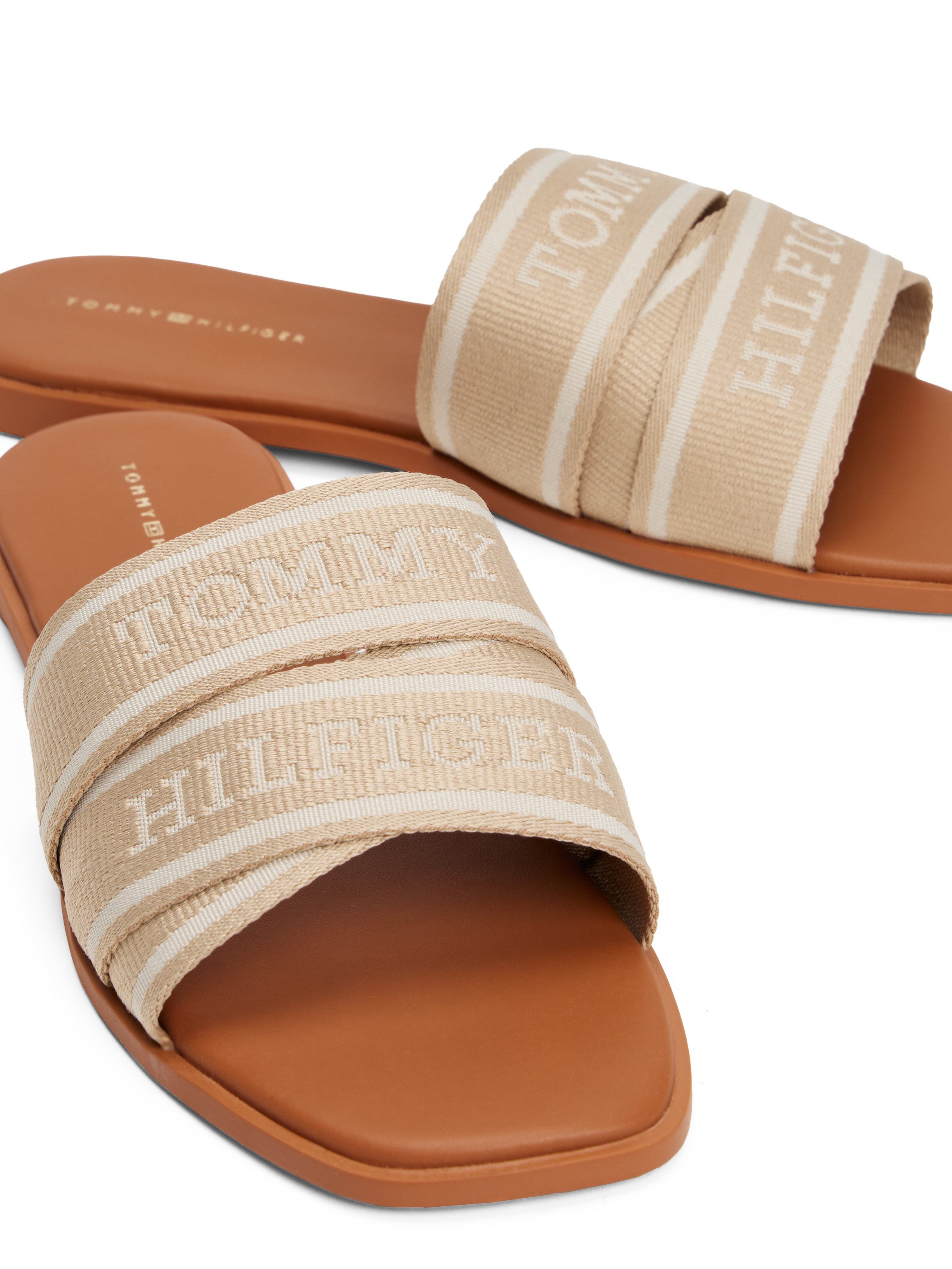 Tommy Hilfiger Slippers TOMMY HILFIGER WEBBING MULE , blockhak, zomerschoen, comfort schoen, flats met logo-opdruk