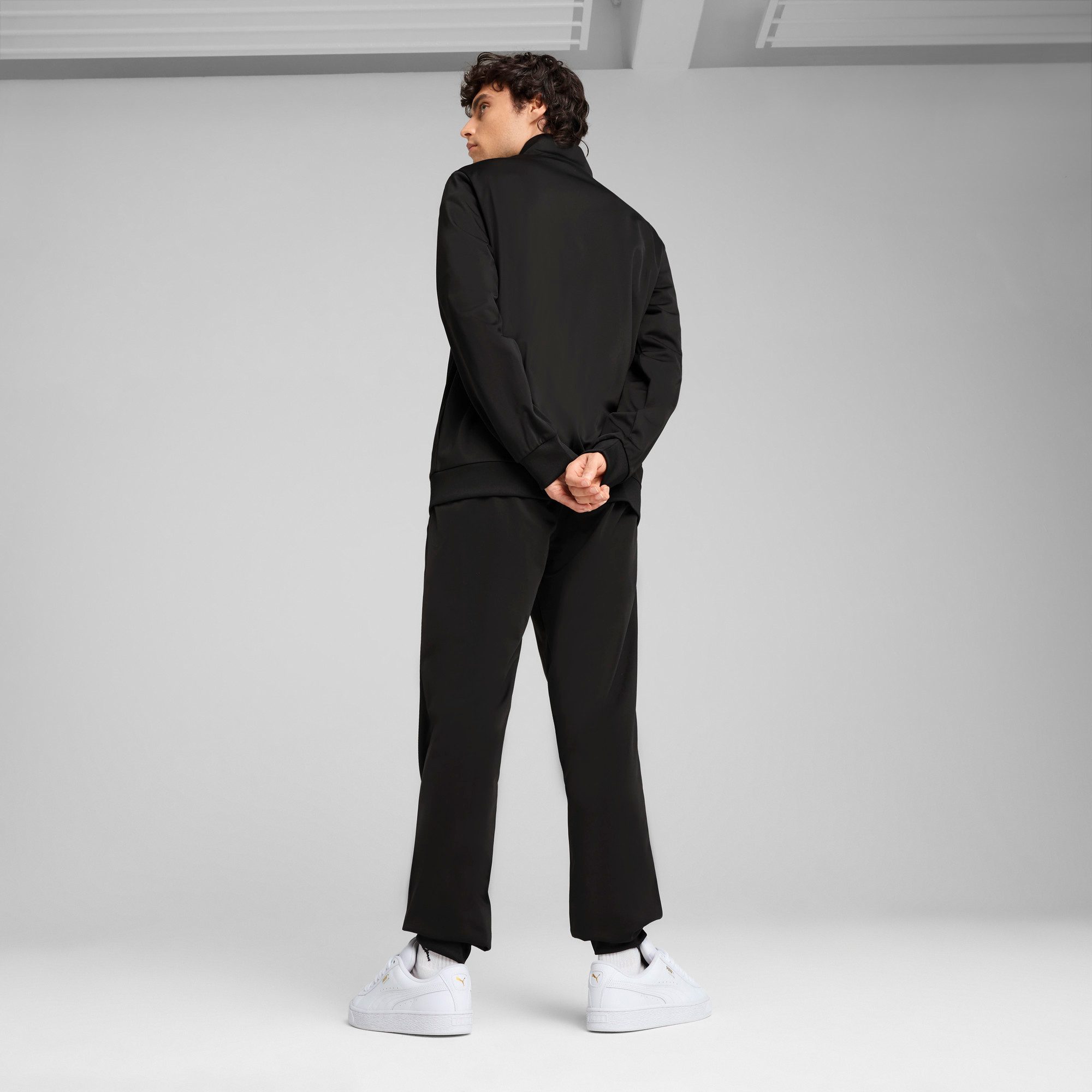 PUMA Trainingspak ESS POLY SUIT CL Sportoutfit in casual stijl (2-delig)