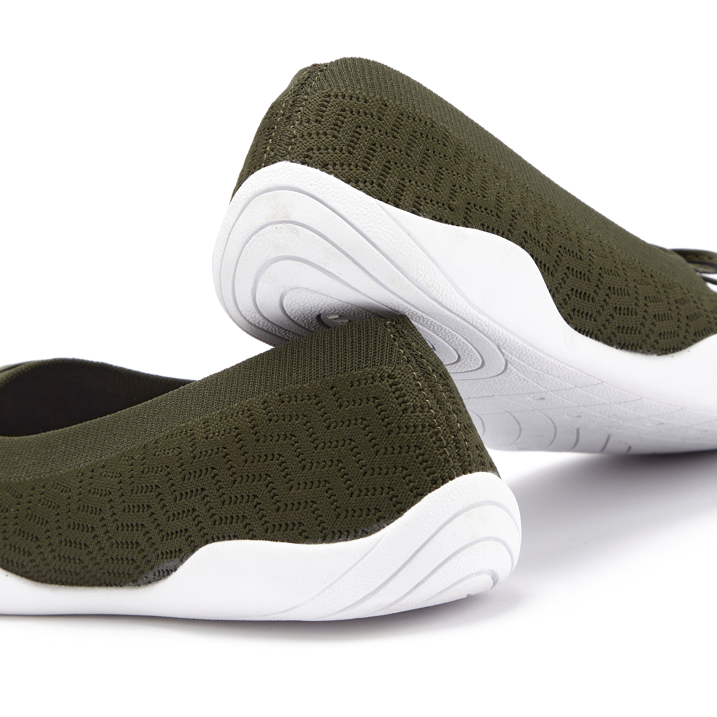 Lascana Sneaker ballerina's Slipper, lage schoen, slip-on sneaker ultralicht VEGAN