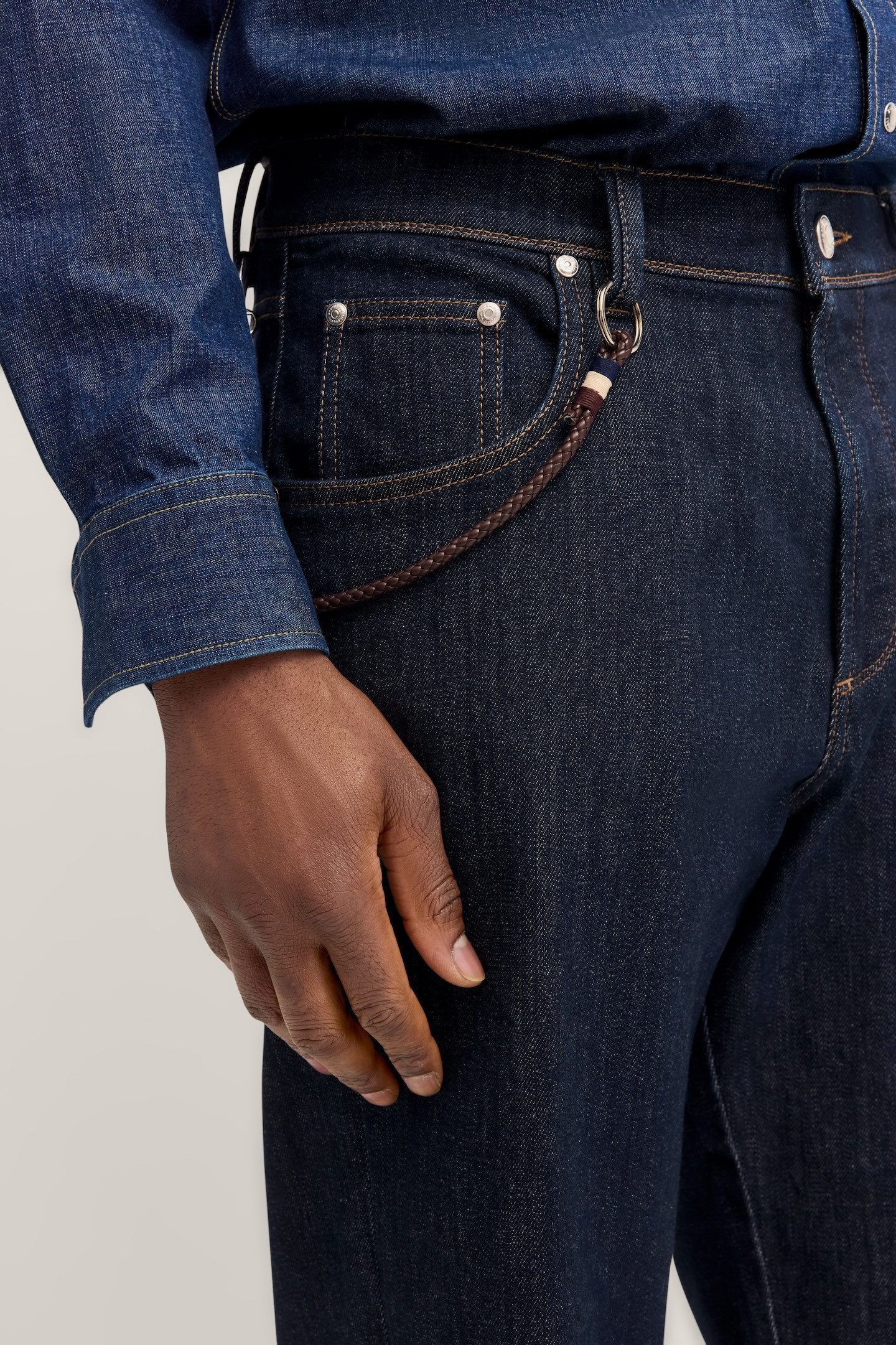 Bugatti 5-pocket jeans Loose fit van luxury raw denim met stretch