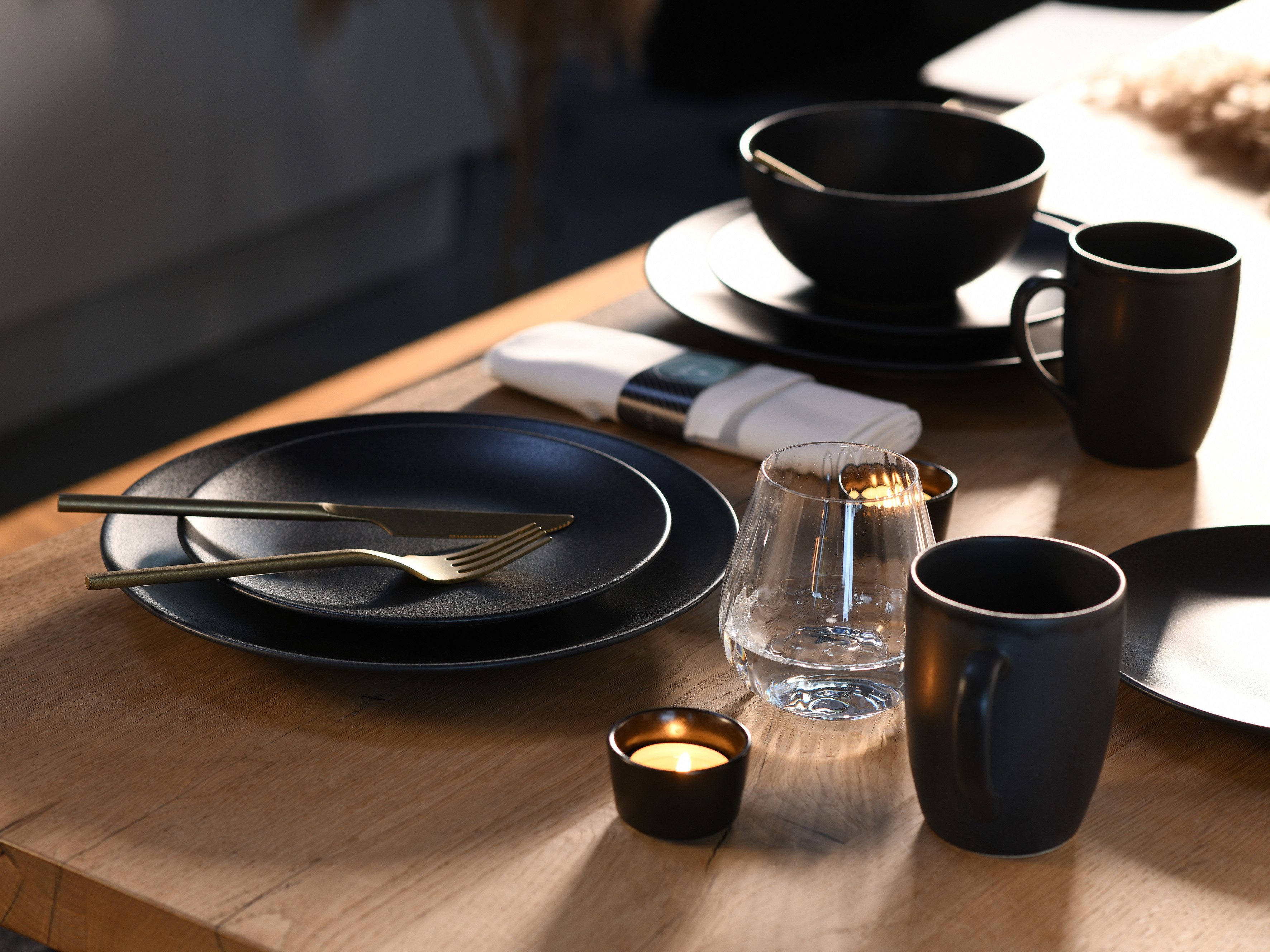 CreaTable Combi-servies Servies-set Soft Touch Black Servies, zwart, zijdemat glazuur, 16 delen, voor 4 personen (set, 16-delig)