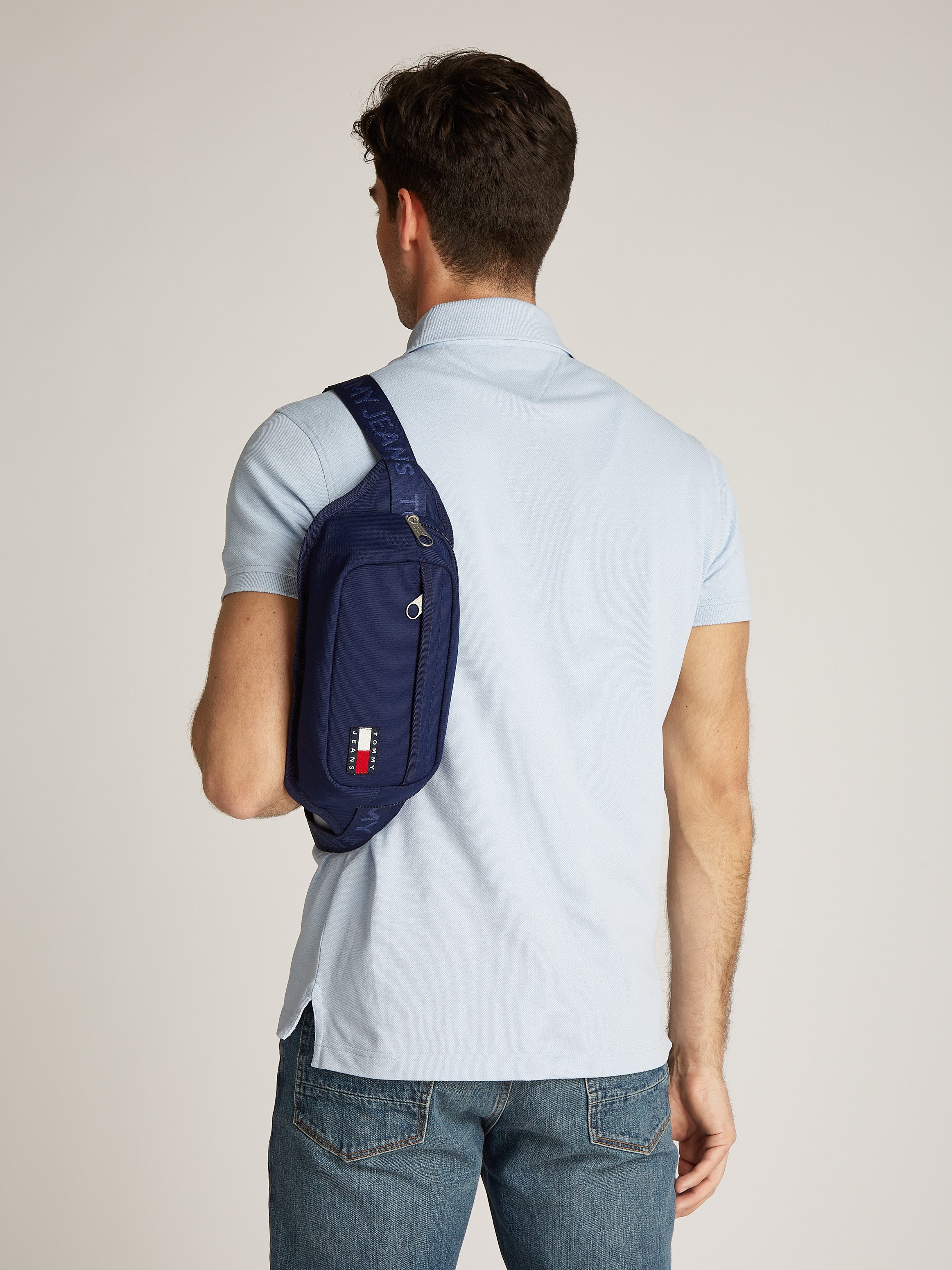 TOMMY JEANS Buiktasje TJM ESS DAILY BUM BAG , heren heuptas, schoudertas met logovlag