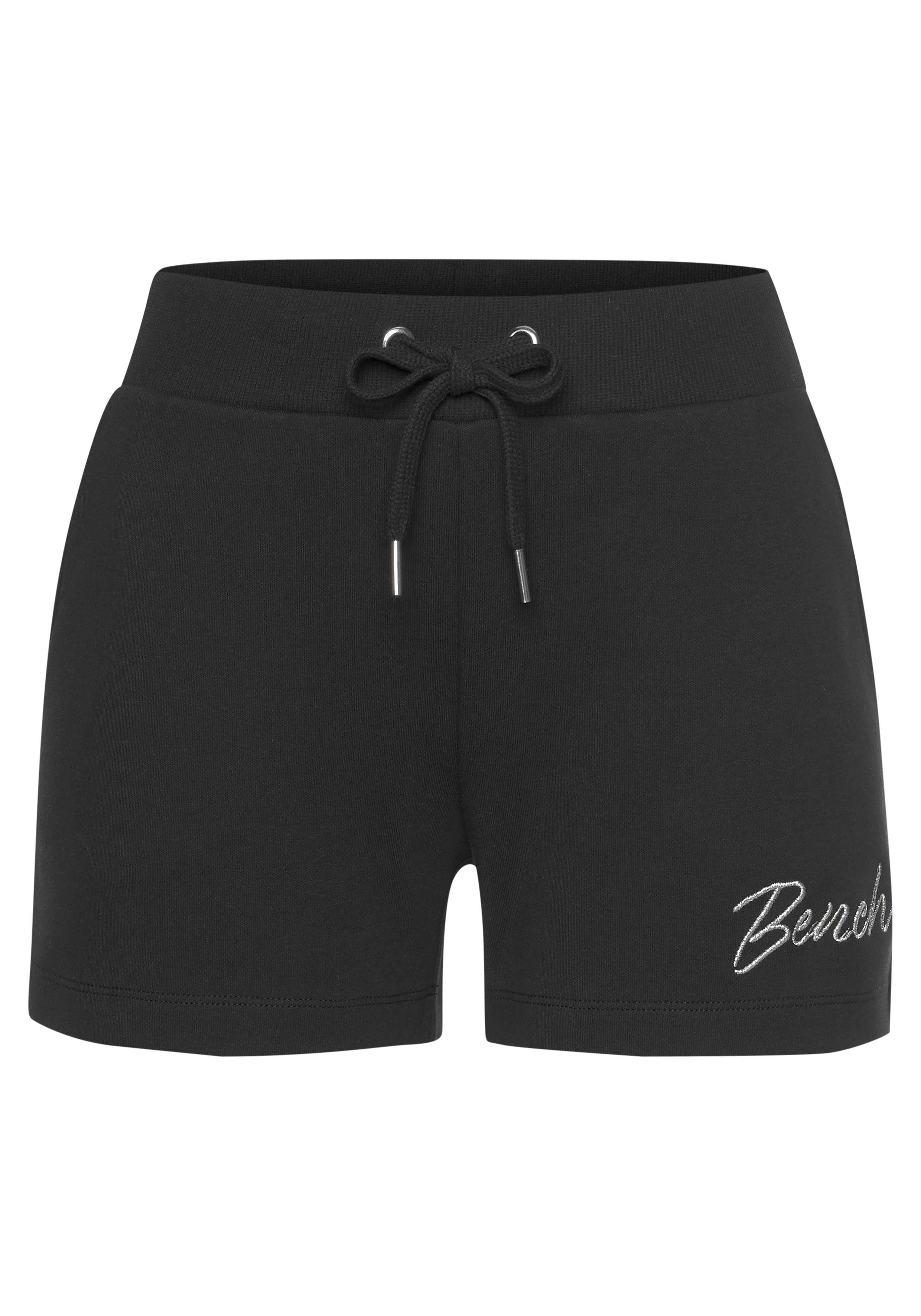 Bench. Loungewear Relaxshorts met klein glanzend logo-borduurwerk, loungepak