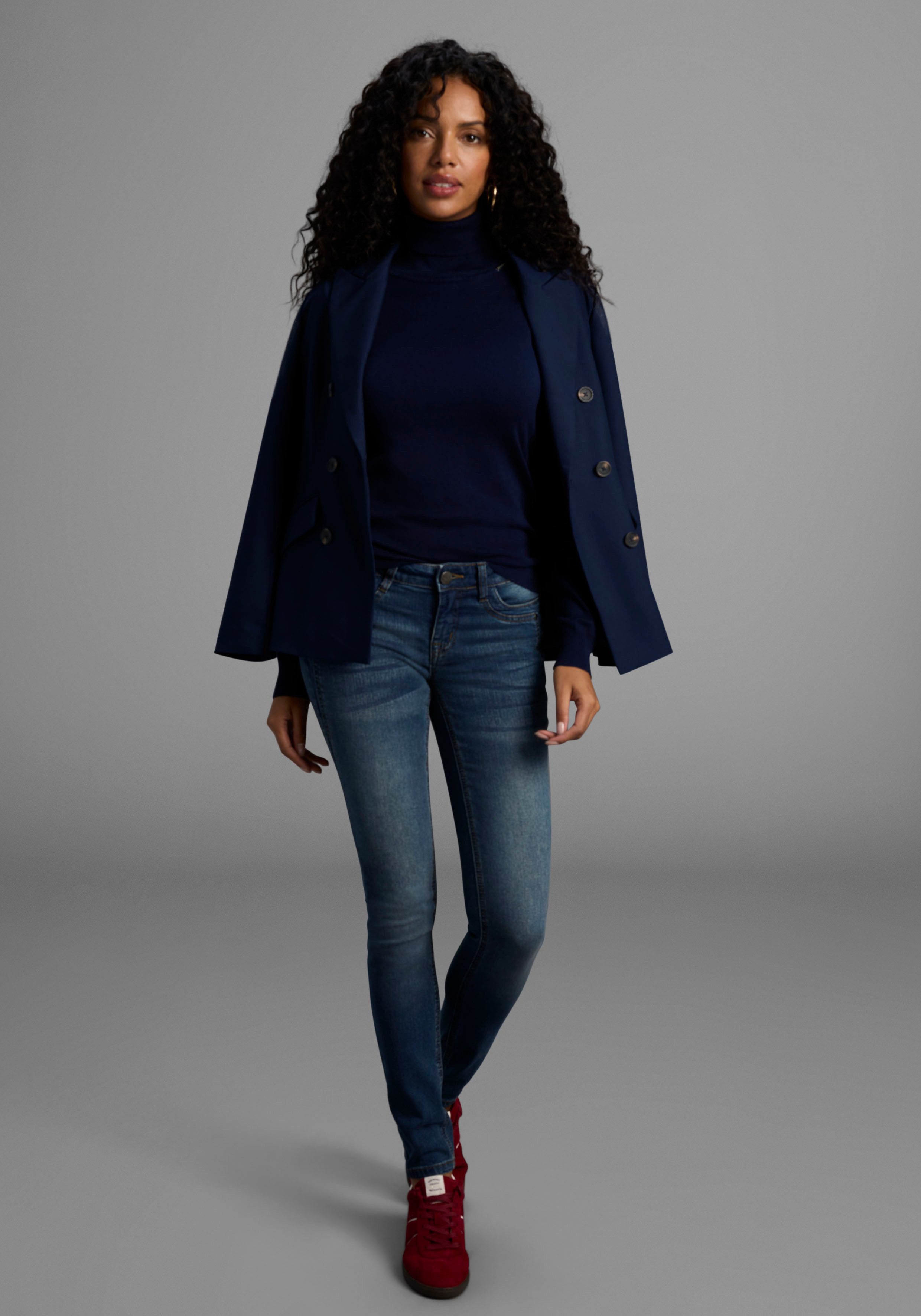 Arizona Skinny fit jeans Met geren extra-strakke been snit, lage taille