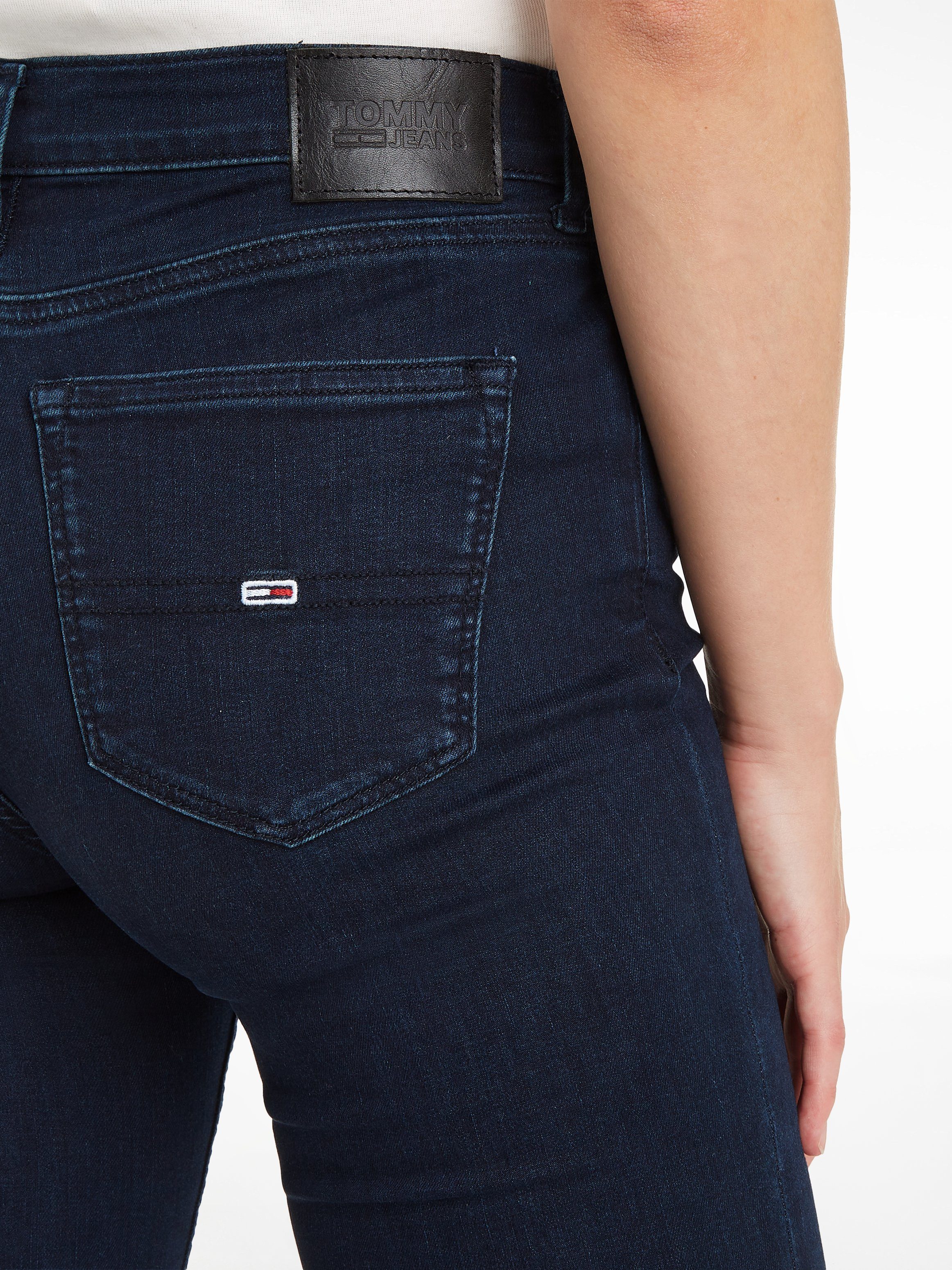 TOMMY JEANS Skinny fit jeans Nora Mid Rise Skinny Fit met tommy jeans-logobadge & borduursels