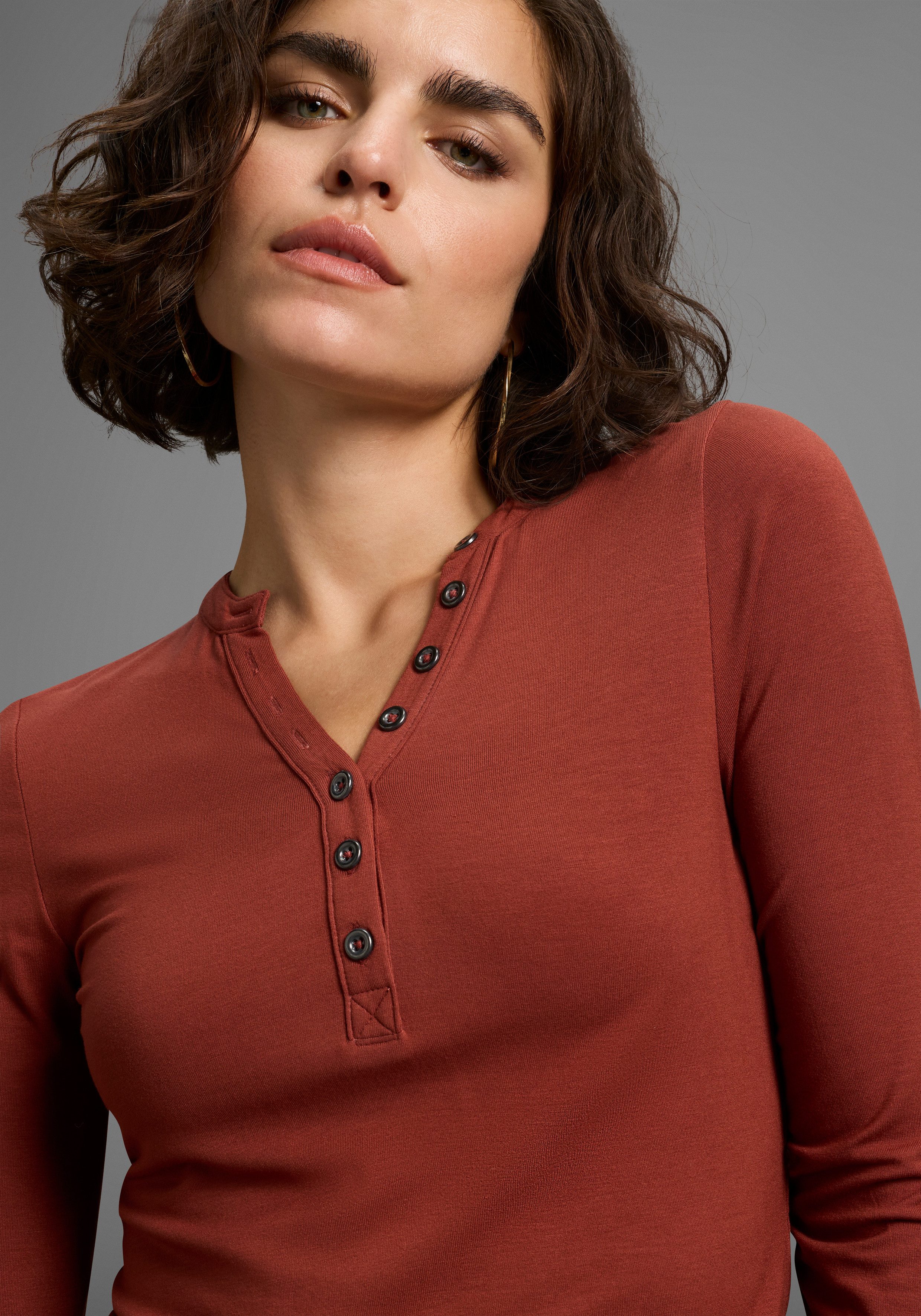 Laura Scott Longsleeve