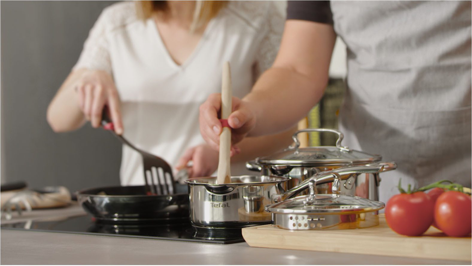 Tefal Pannenset Duetto+, langlebige Antihaftversiegelung, Thermo-Signal Premium roestvrij staal, inductiepan, temperatuurindicator (set, 3-delig)