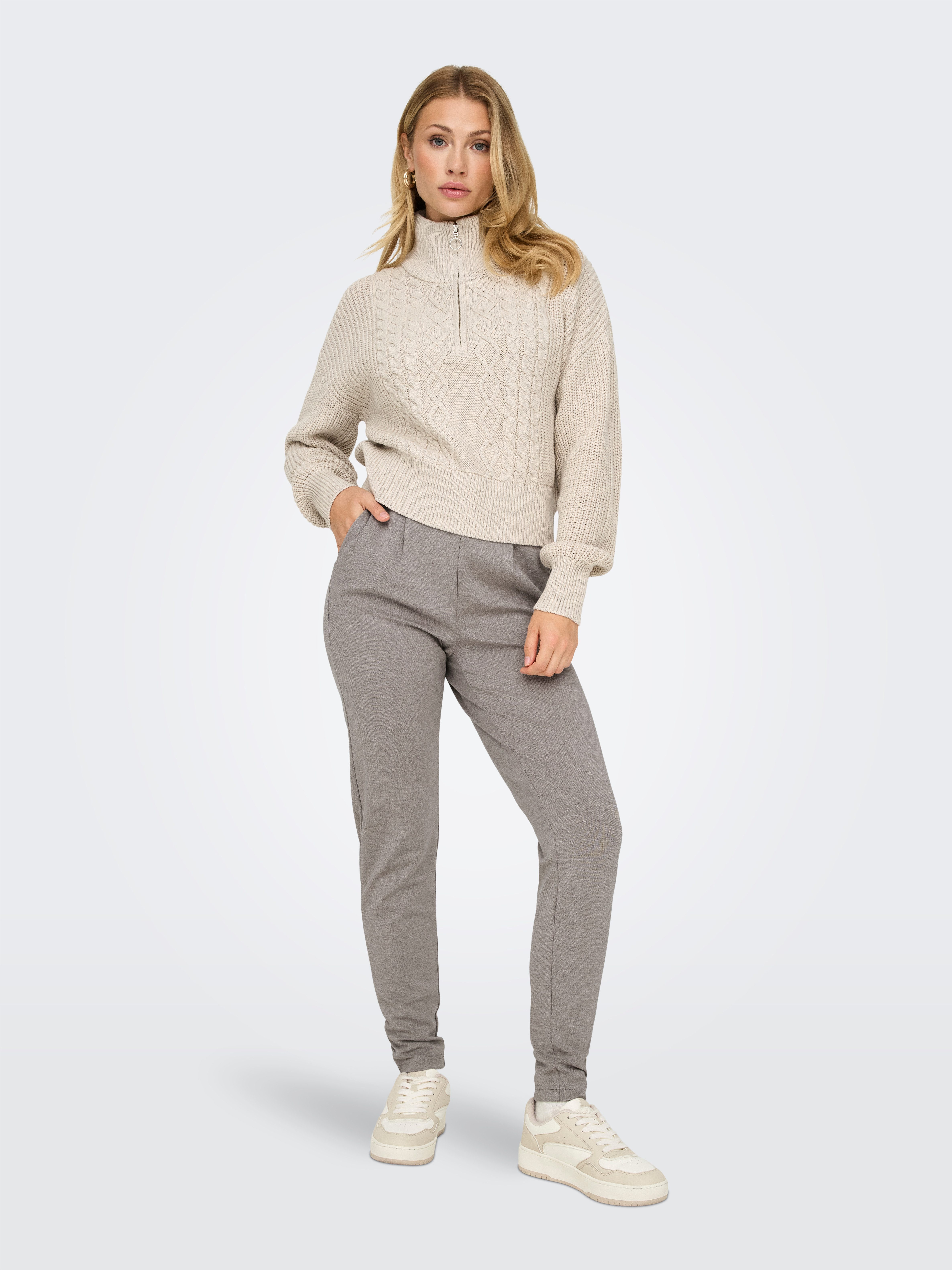 Only Jogpants ONLPOPTRASH LIFE EASY COL PANT PNT NOOS comfortabele pasvorm met elastische band en koord (#BEZUG!)