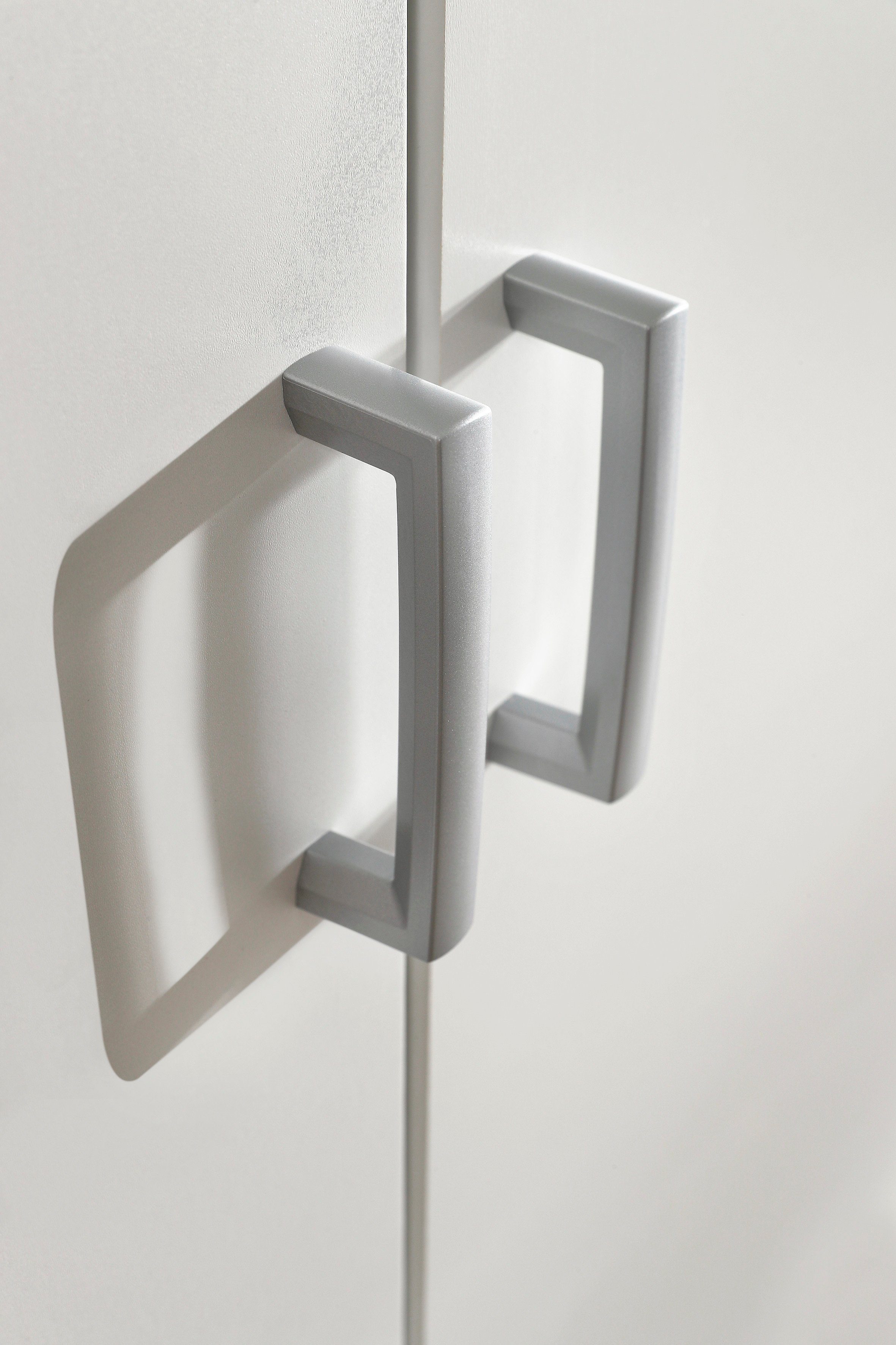 rauch Kledingkast Kast Garderobe Wasmand GAMMA in 3 Breedtes veel opbergruimte met 6 lades, met spiegel topseller made in germany