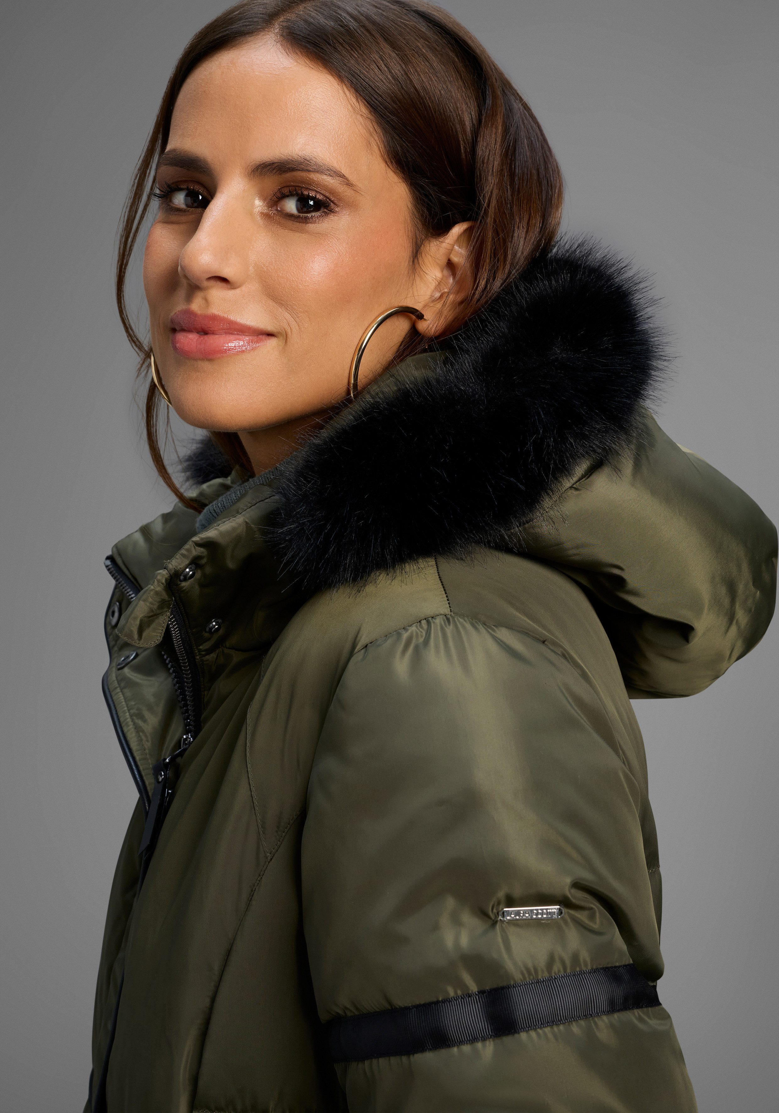 Laura Scott Winterjack figuurvriendelijke pasvorm, met afneembare capuchon