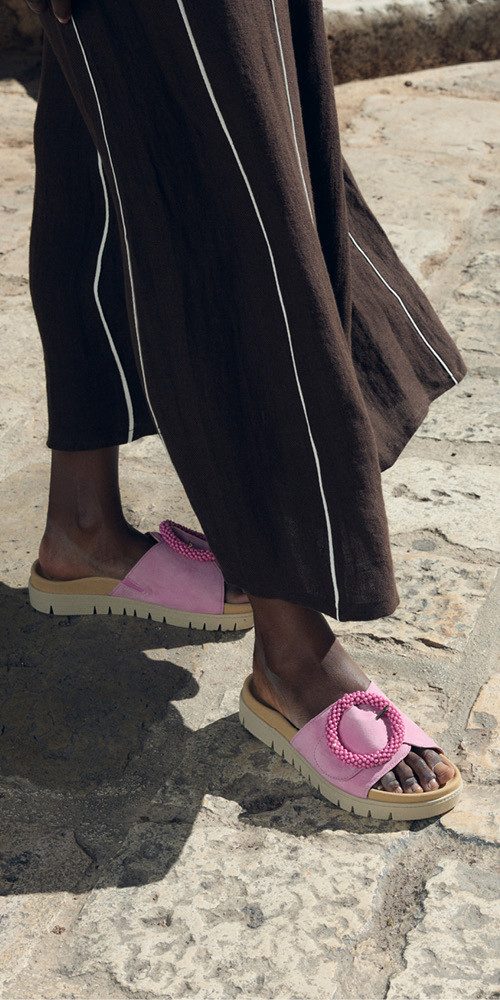 Gabor Slippers , plateau, zomerschoen, slippers met sierparels aan de decoratieve gesp