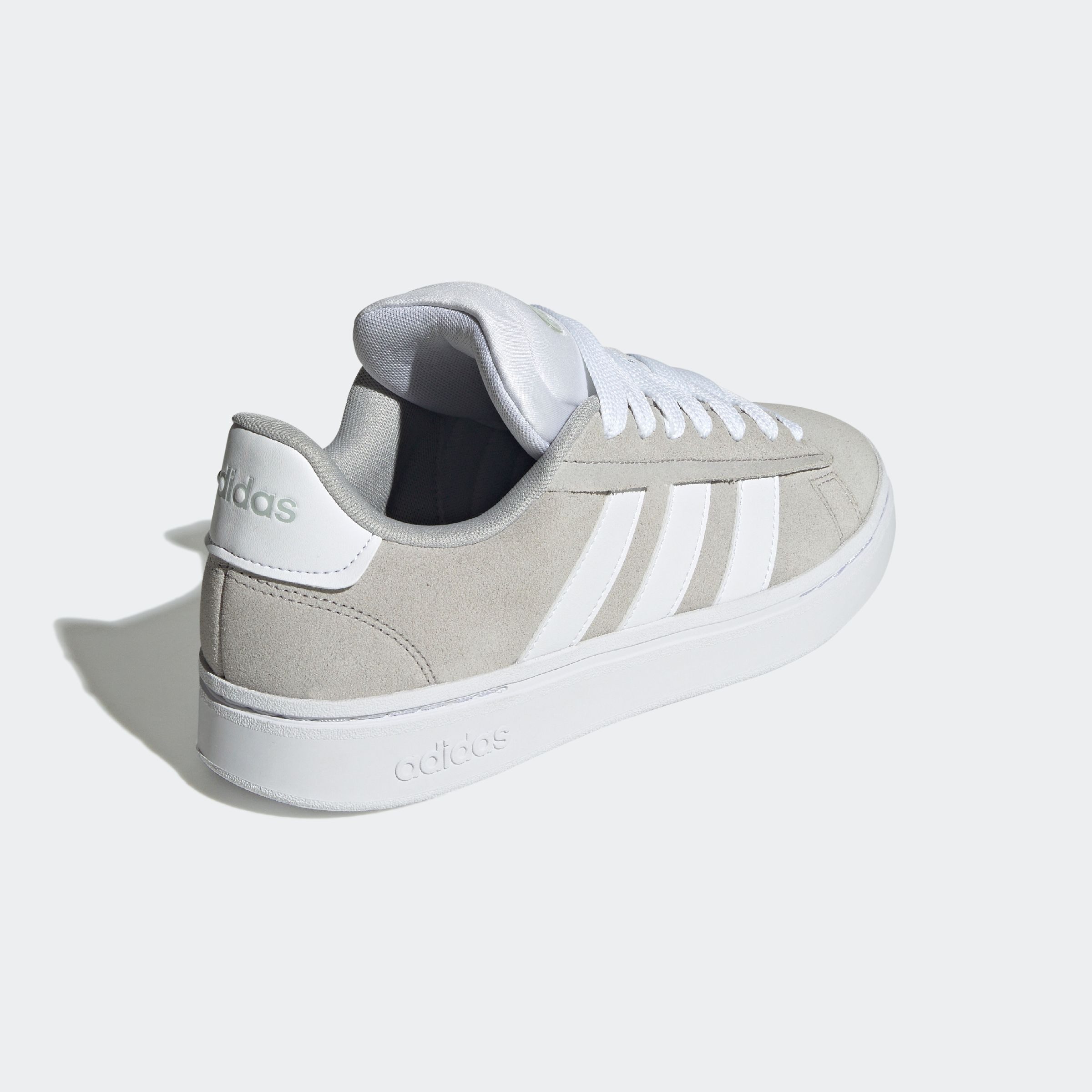 adidas Sportswear Sneakers GRAND COURT ALPHA Design geïnspireerd door de adidas Campus 00