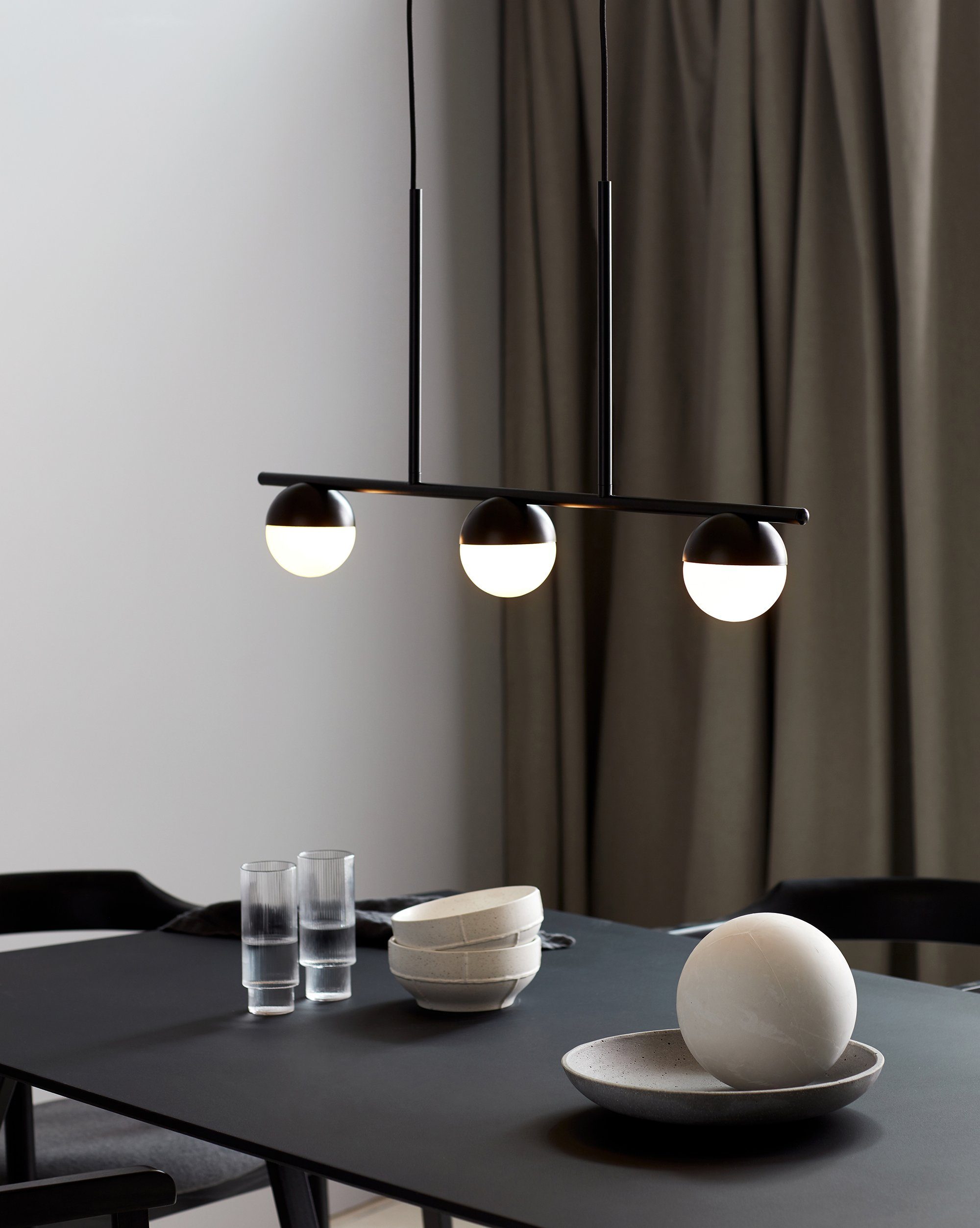 Nordlux Hanglamp CONTINA Textiel kabel, met de mond geblazen opaal glas