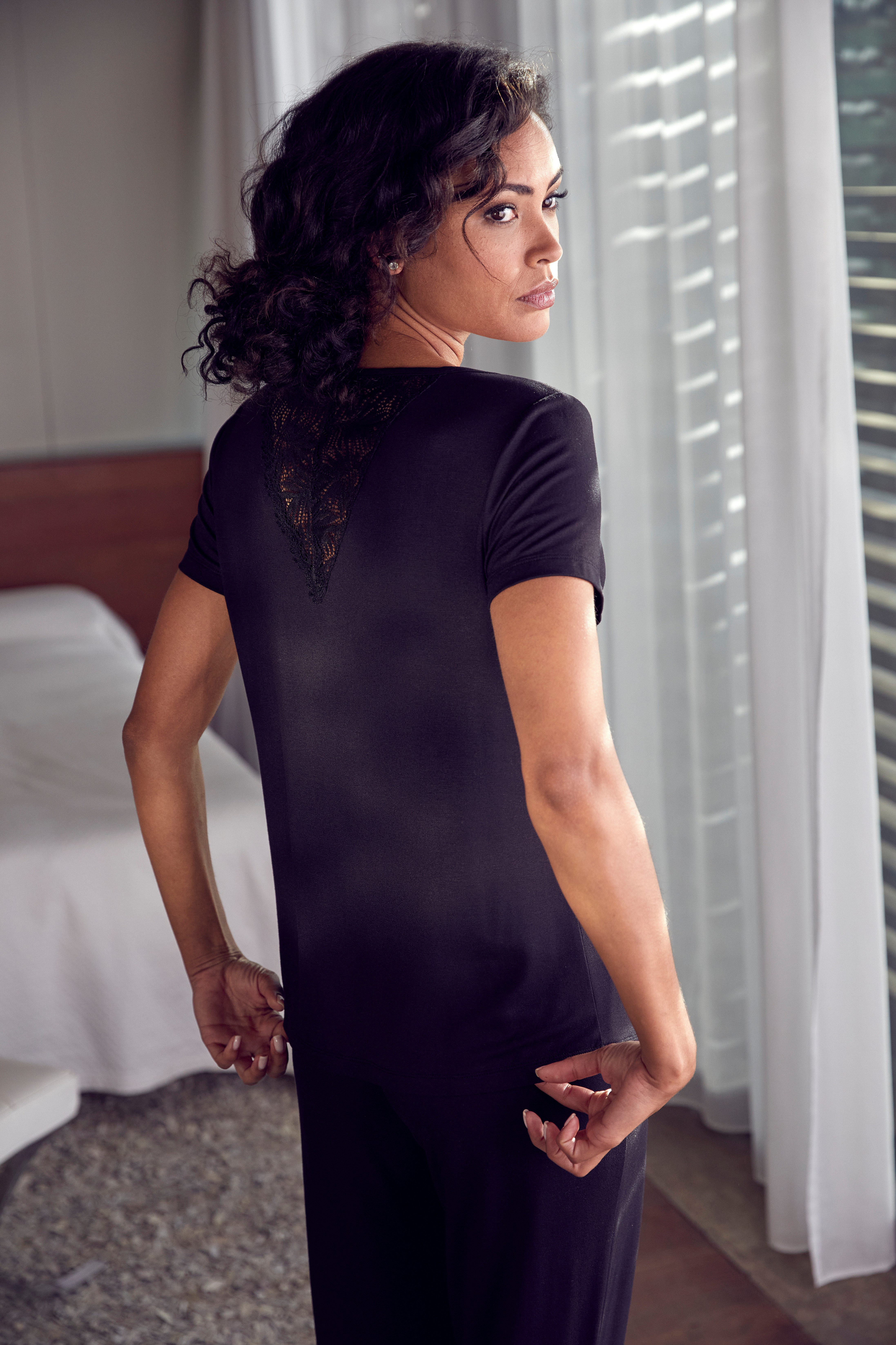 Lascana Pyjamabroek met chique kanten details
