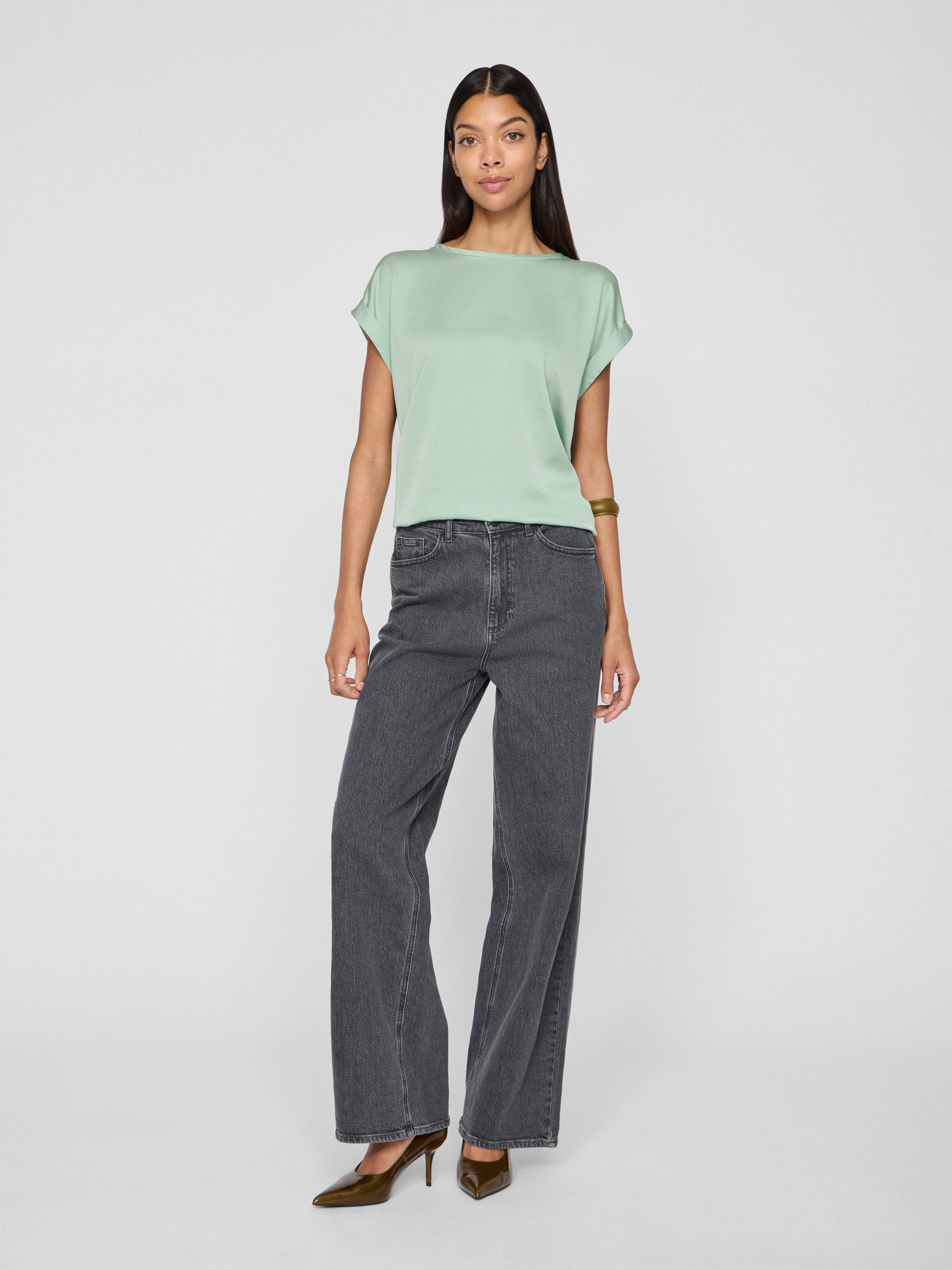Vila Shirt met korte mouwen VIELLETTE S/S SATIN TOP - NOOS