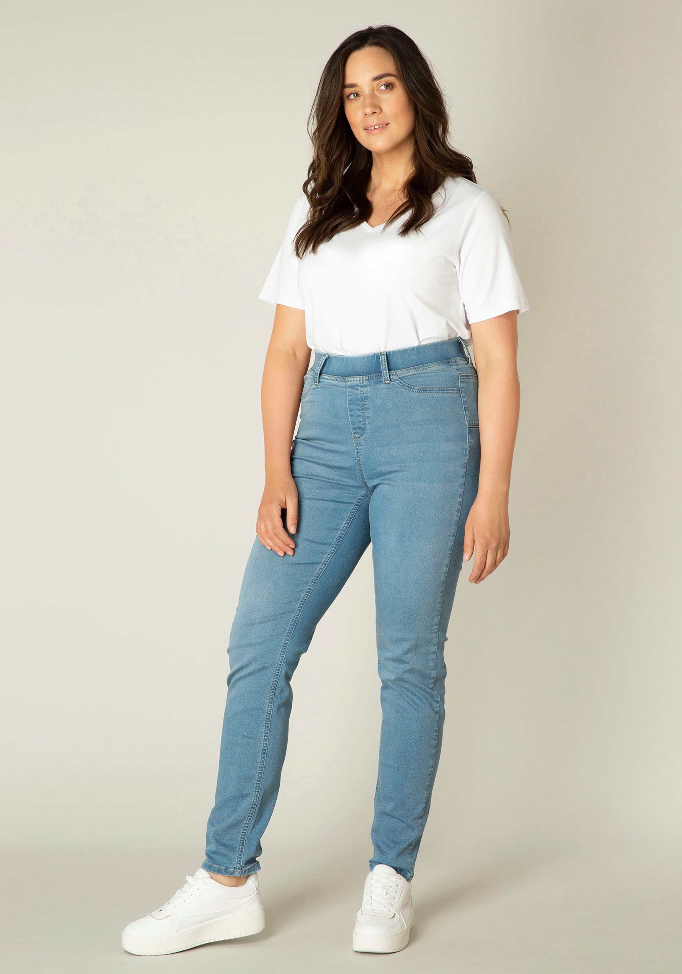 Base Level Curvy Jeggings TESSA met gesuggereerde insteekzakken en stretchpercentage