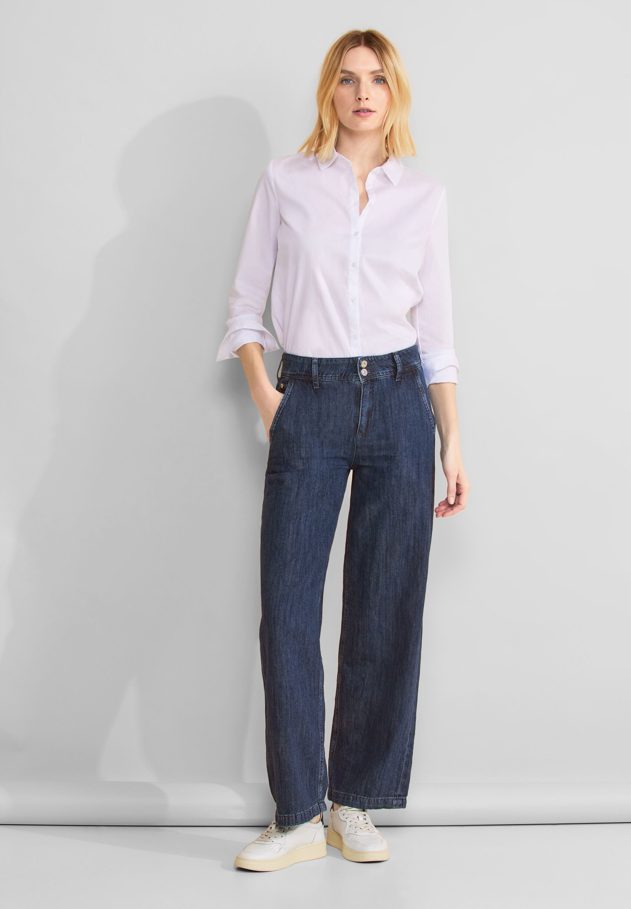 STREET ONE High-waist jeans met 2-knoopsluiting