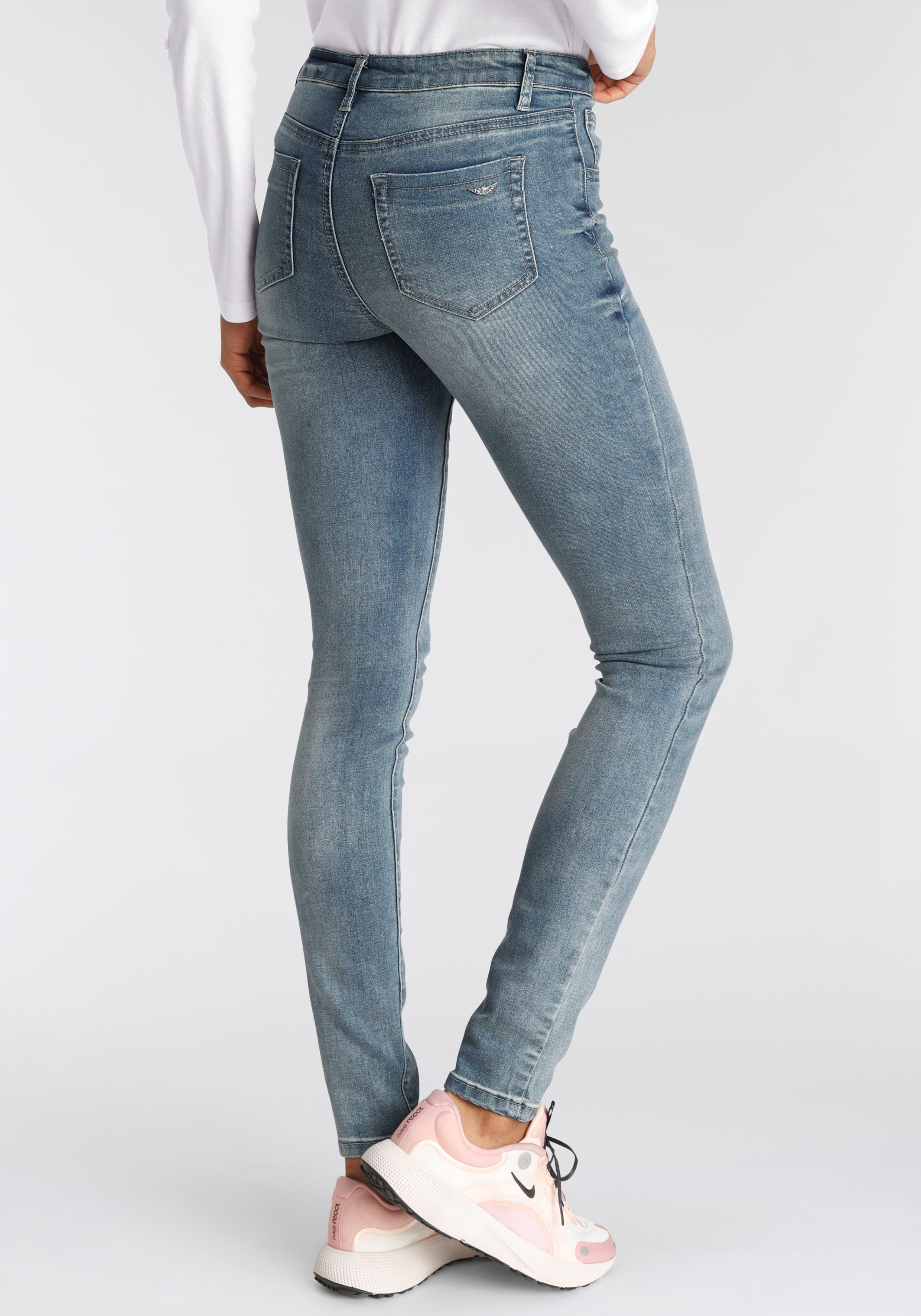 Arizona Skinny fit jeans Ultra Stretch extra-strakke been verloop, normale taille, met steekzakken