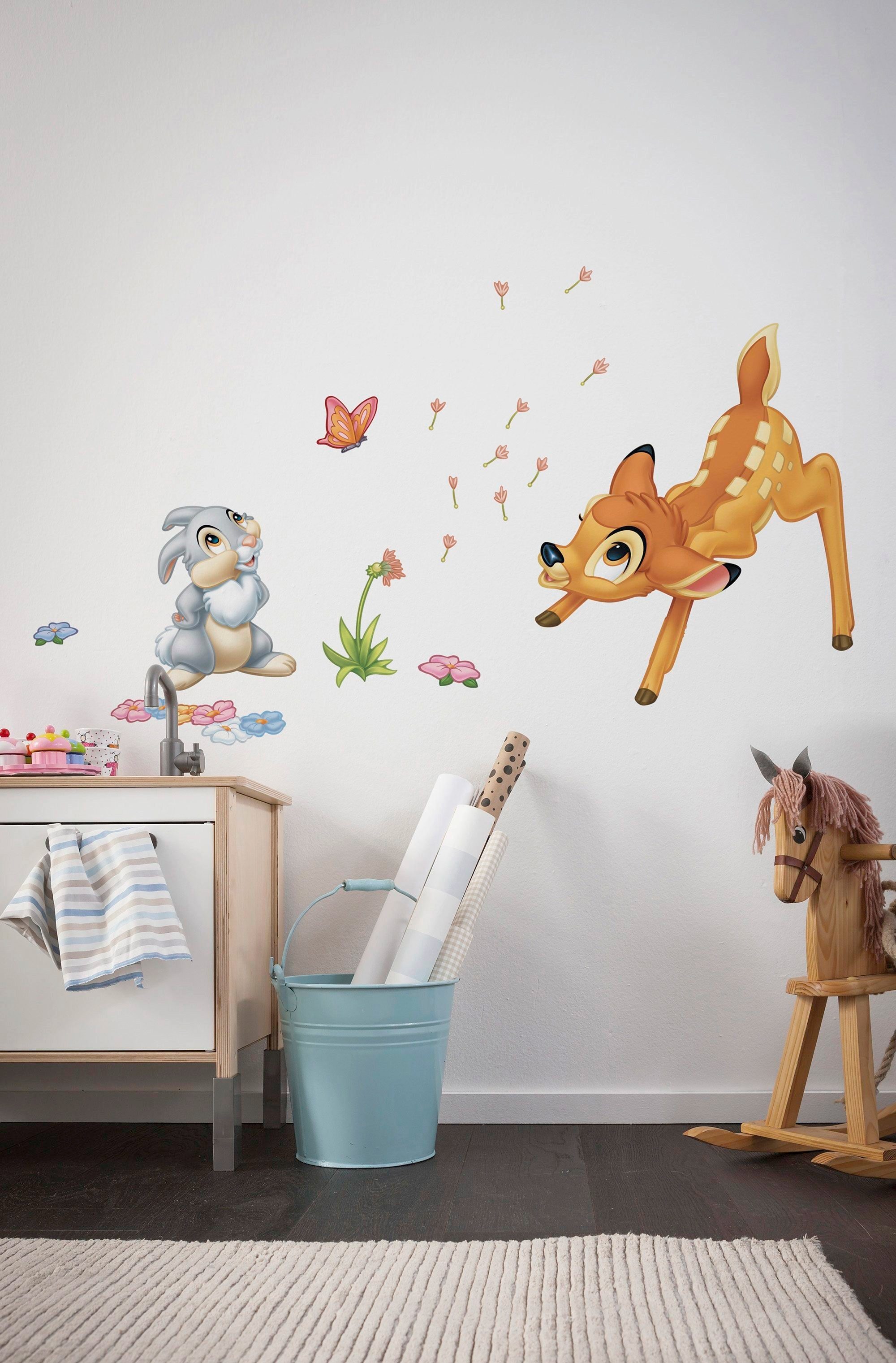 Komar Wandfolie Bambi - afm. 50 x 70 cm zelfklevend, wandstickers, kinderkamer (17-delig)