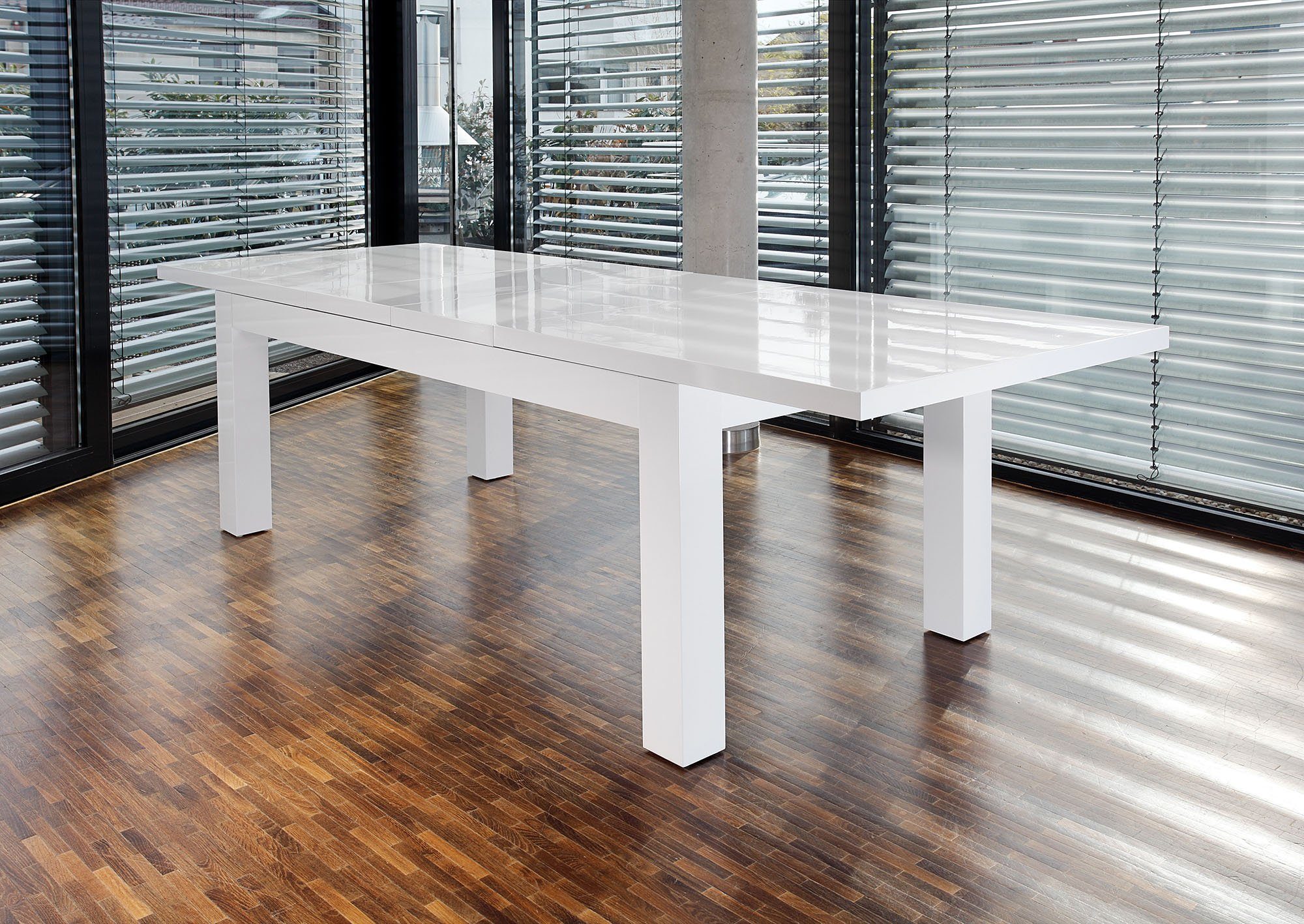 SalesFever Eettafel uit te breiden met insteekbladen