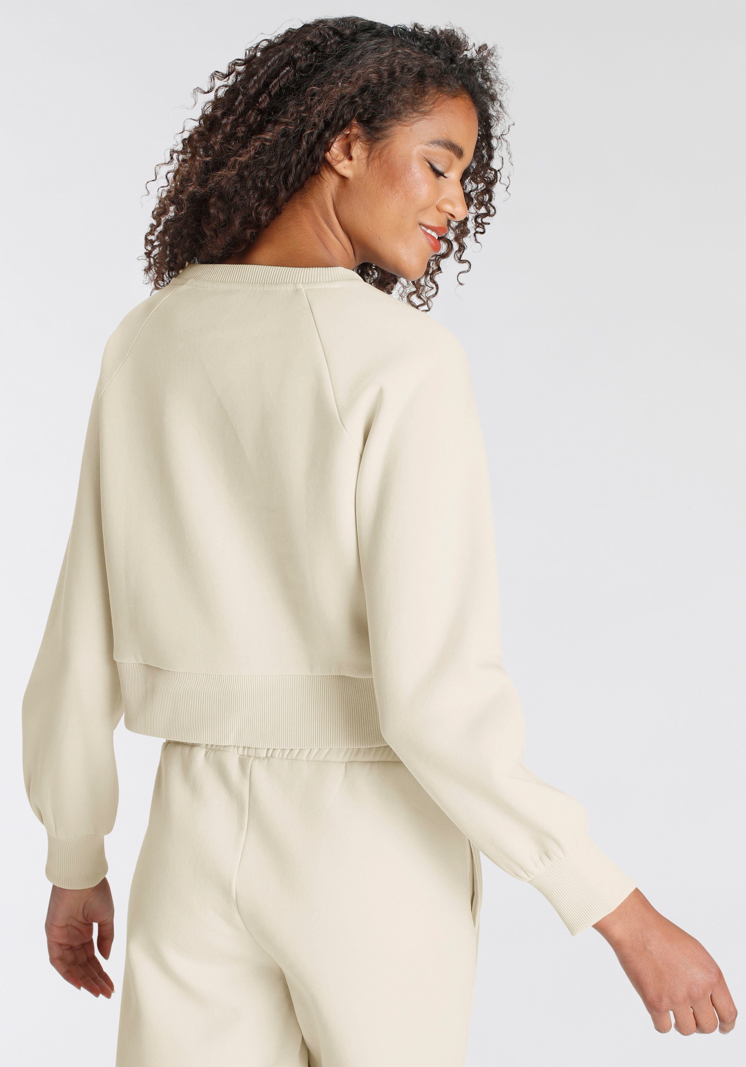 LSCN by LASCANA Sweatshirt met decoratieve stiksels, loungepak