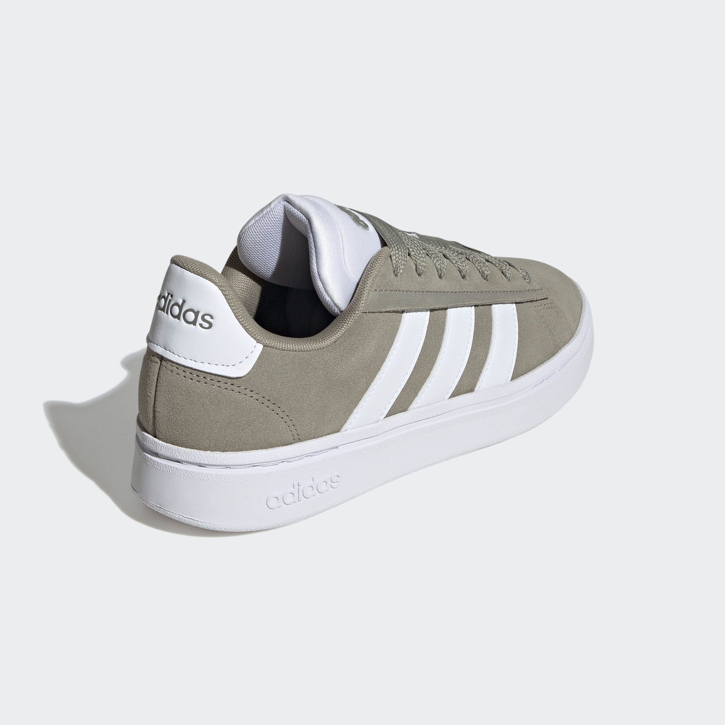 adidas Sportswear Sneakers GRAND COURT ALPHA Design geïnspireerd door de adidas Campus 00