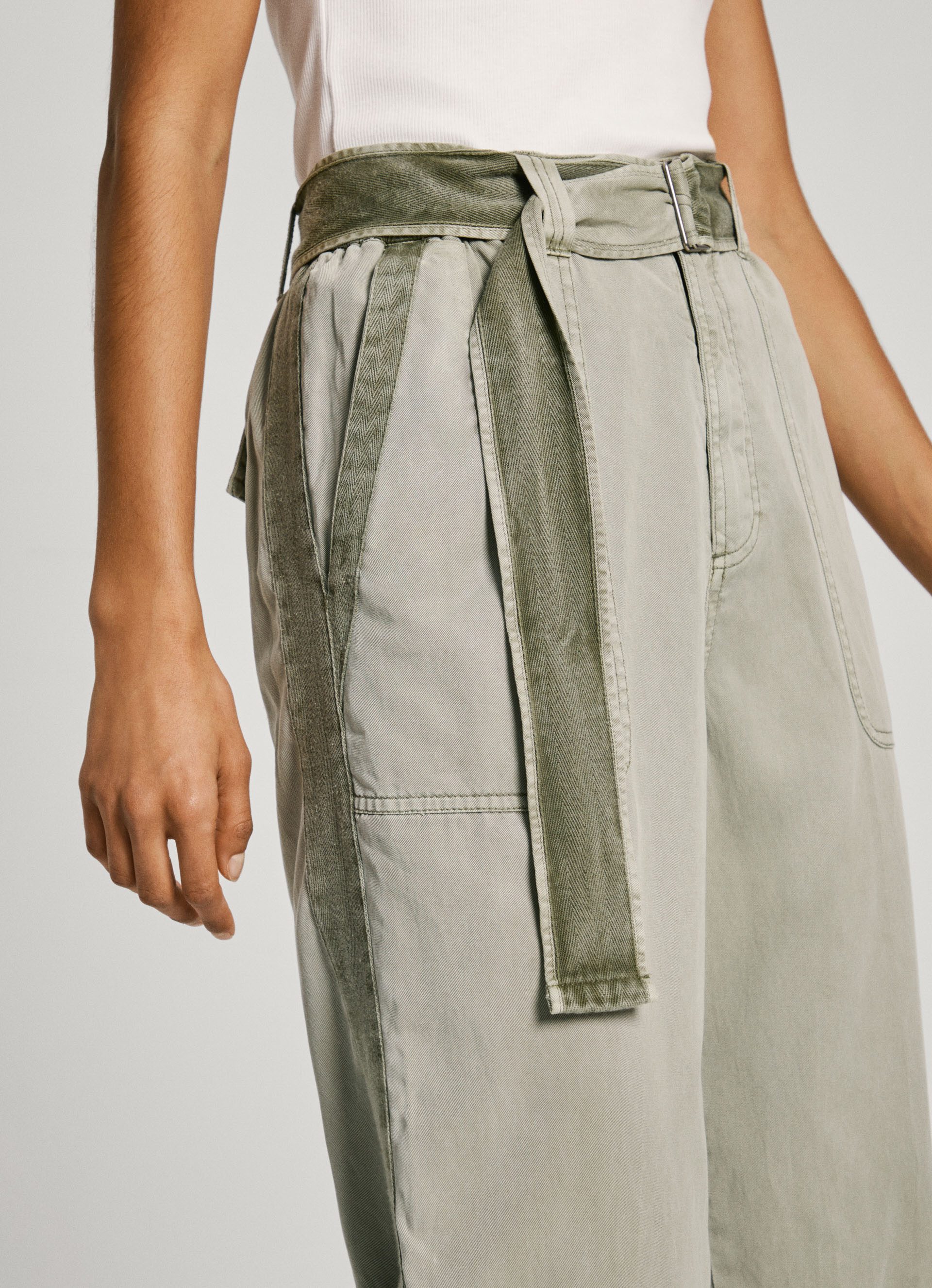 Pepe Jeans Cargobroek Aylin met streepbeleg
