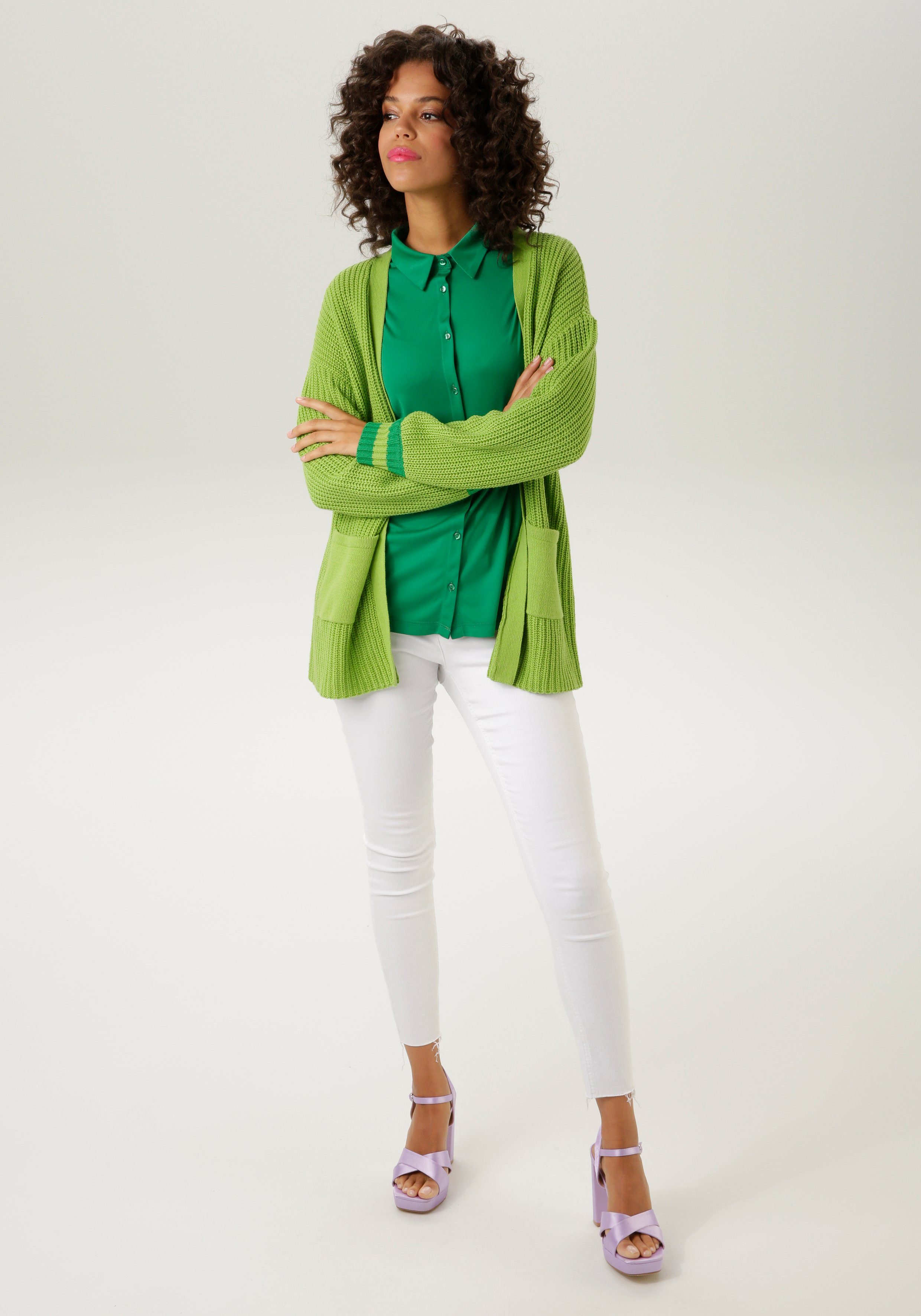 Aniston CASUAL Vest met gestreepte manchetten