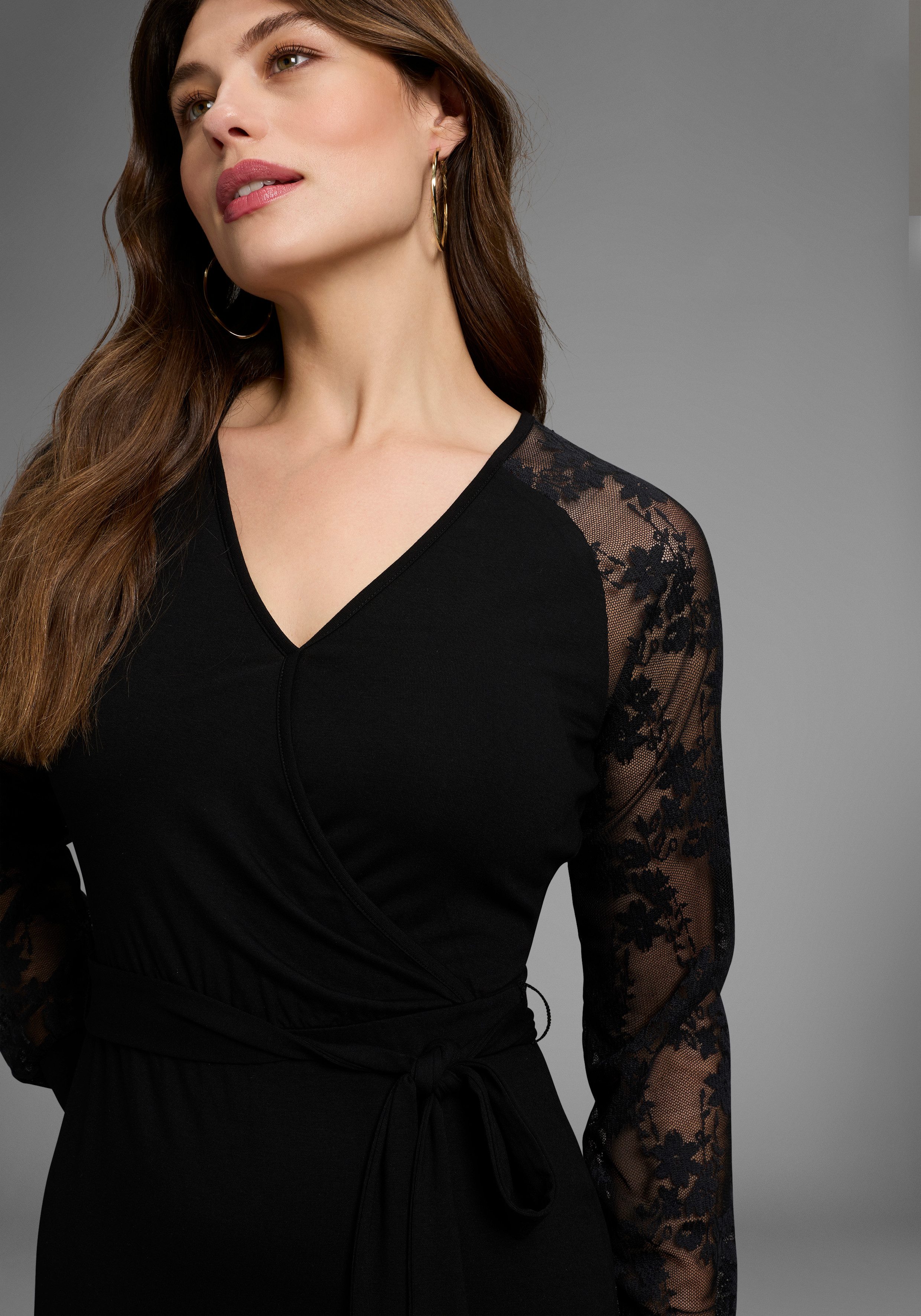 Laura Scott Kanten jurk