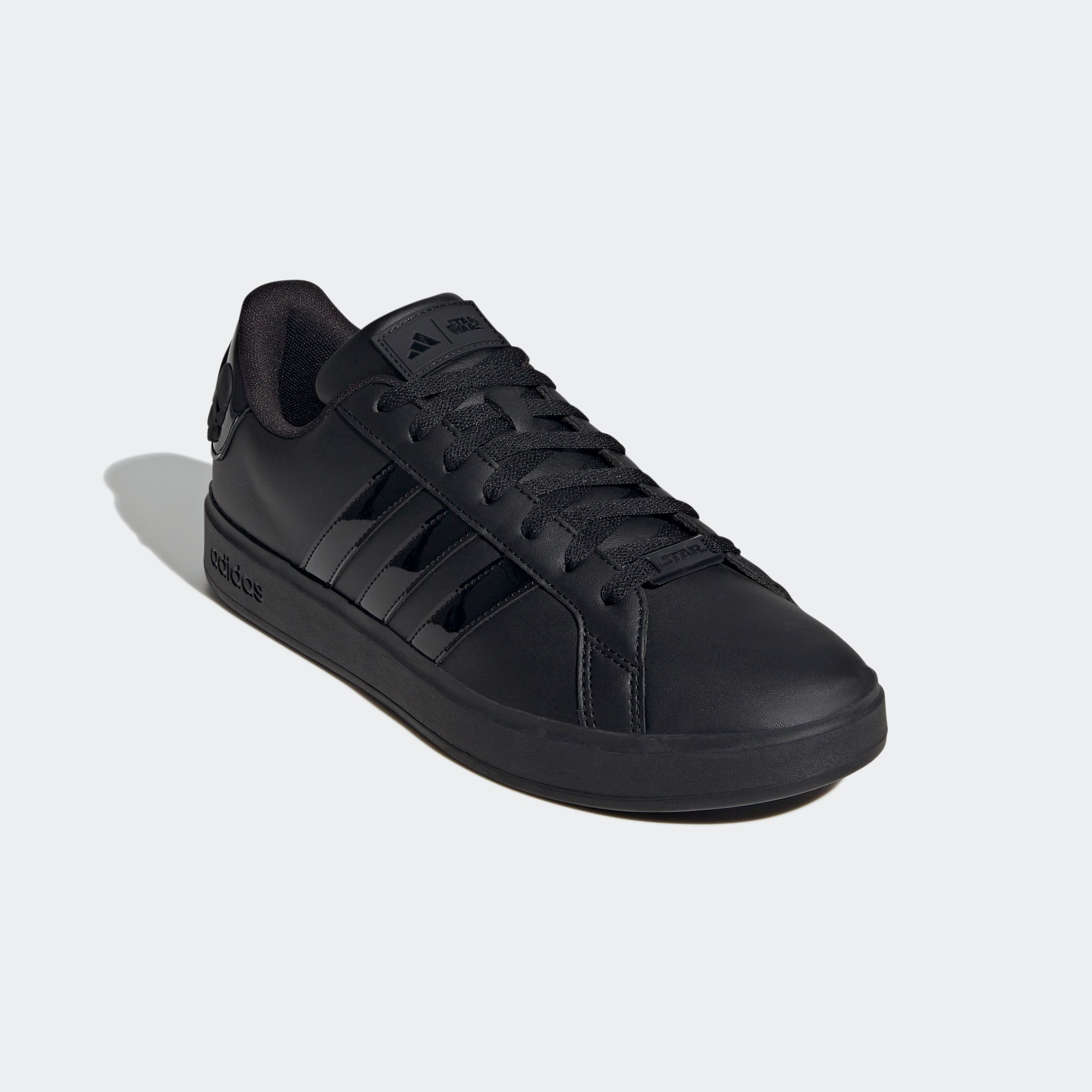 adidas Sportswear Sneakers ADIDAS STAR WARS GRAND COURT SCHOEN Design geïnspireerd op de adidas Superstar