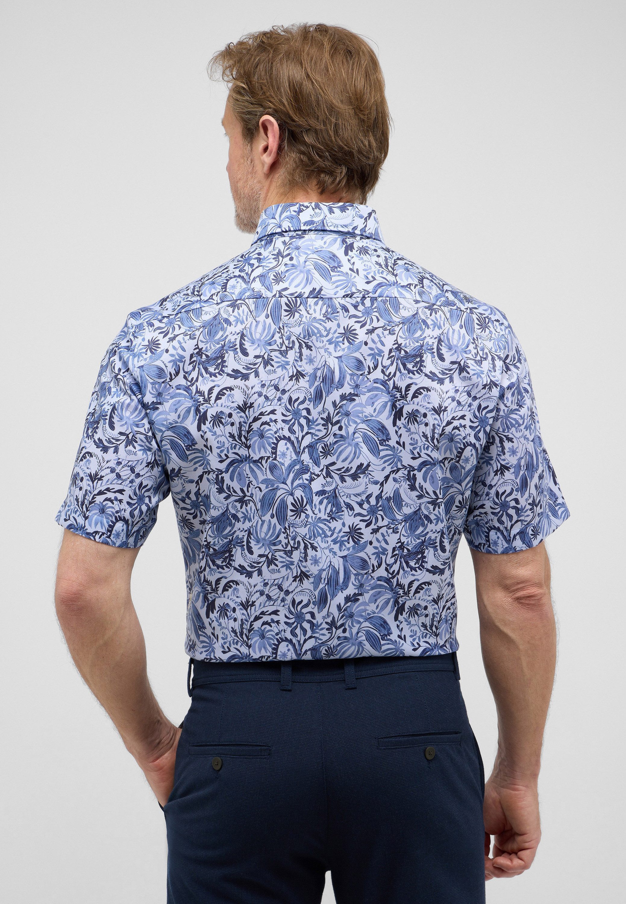 Eterna Overhemd met korte mouwen MODERN FIT NON IRON (strijkvrij)