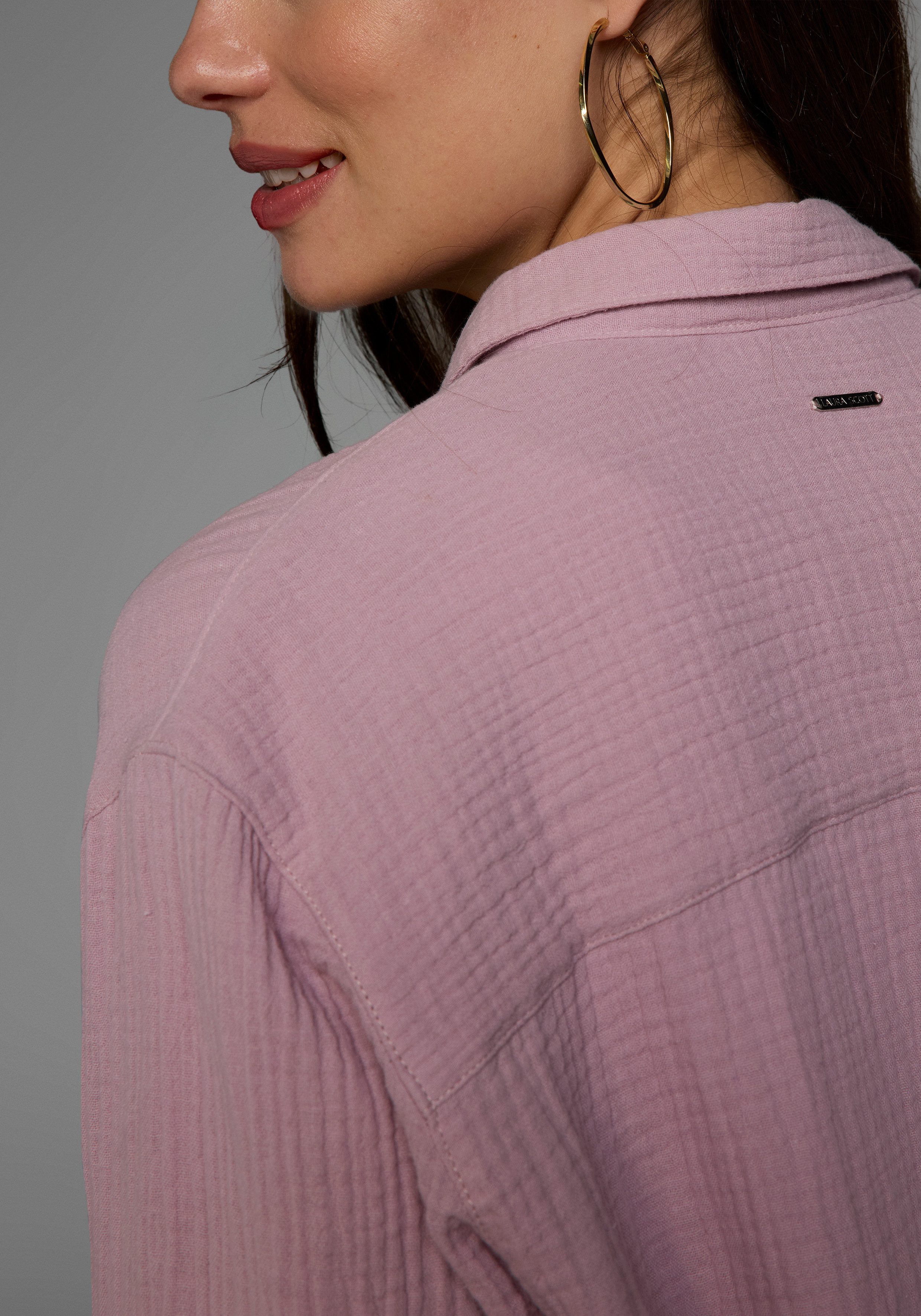 Laura Scott Lange blouse in musselin-kwaliteit