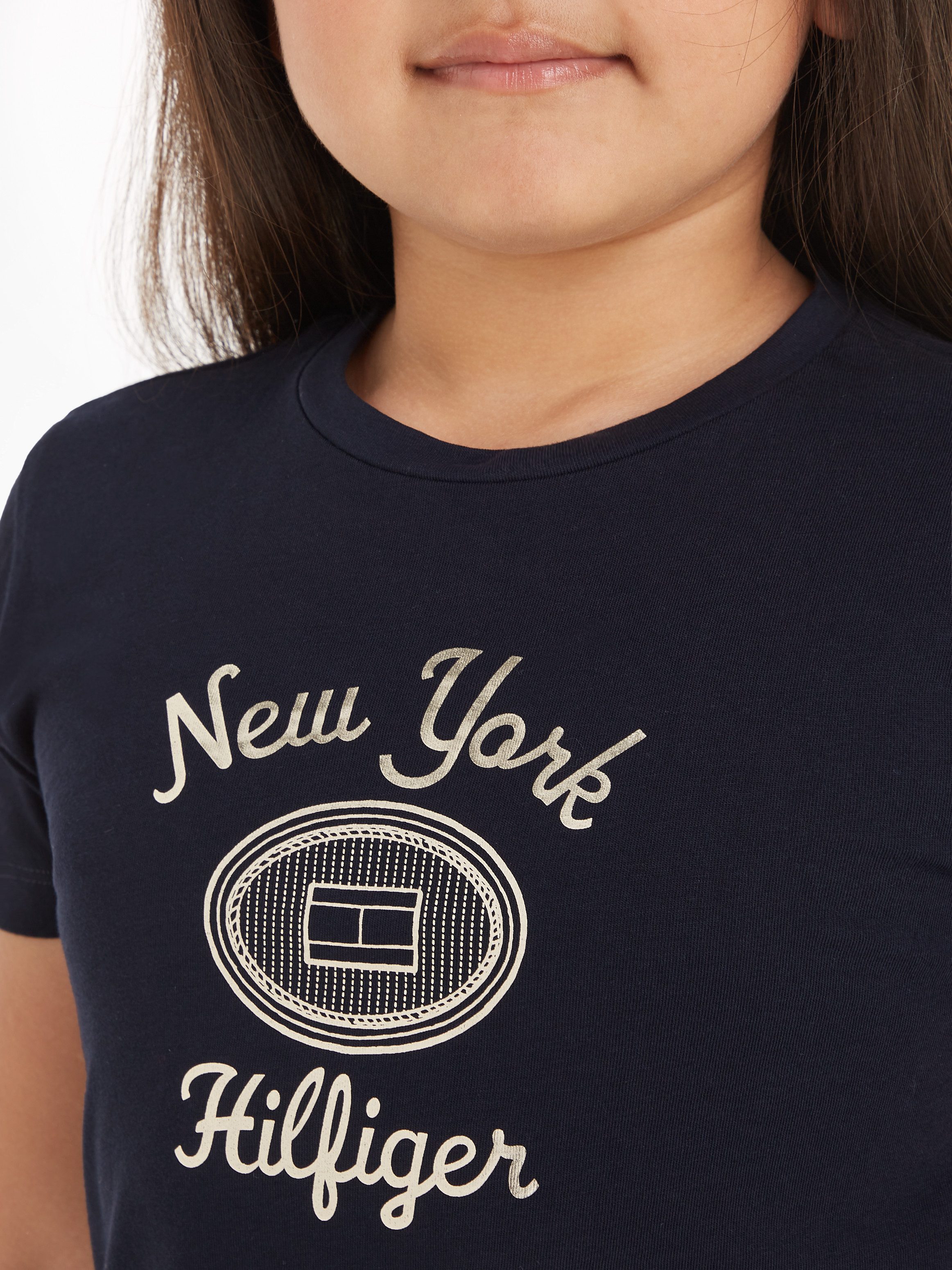 Tommy Hilfiger Shirt met korte mouwen HILFIGER NY FOIL REG TEE SS Kinderen tot 16 jaar met logo-opdruk