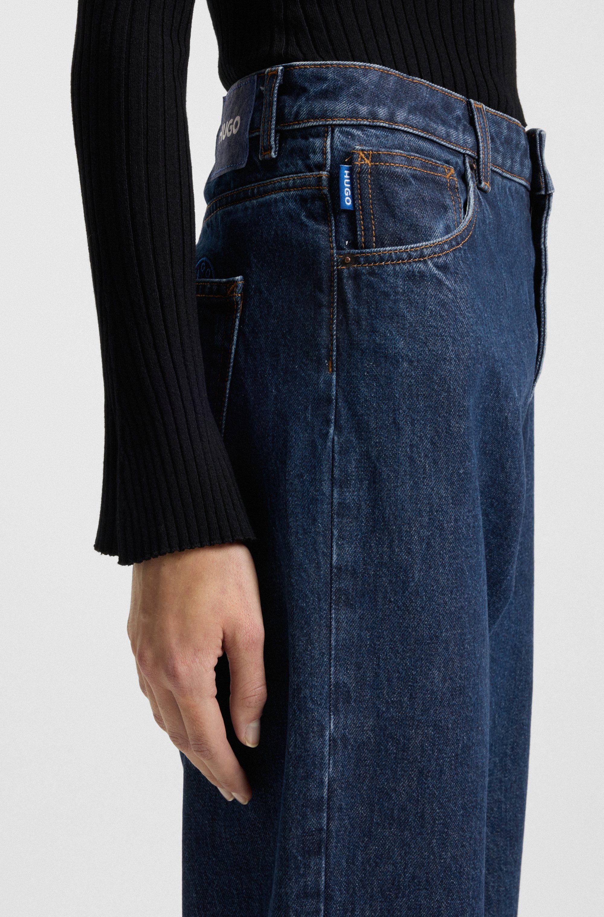 HUGO Blue Relax fit jeans Leni met kenmerkende borduurwerk