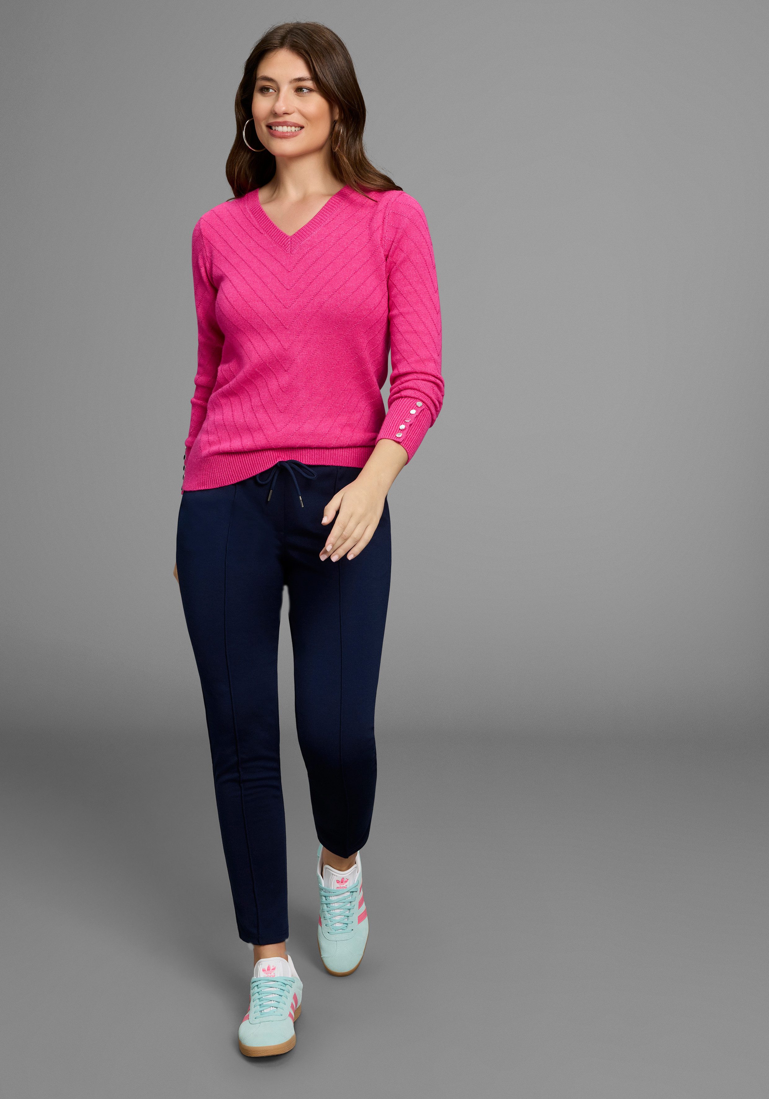 Laura Scott Trui met V-hals