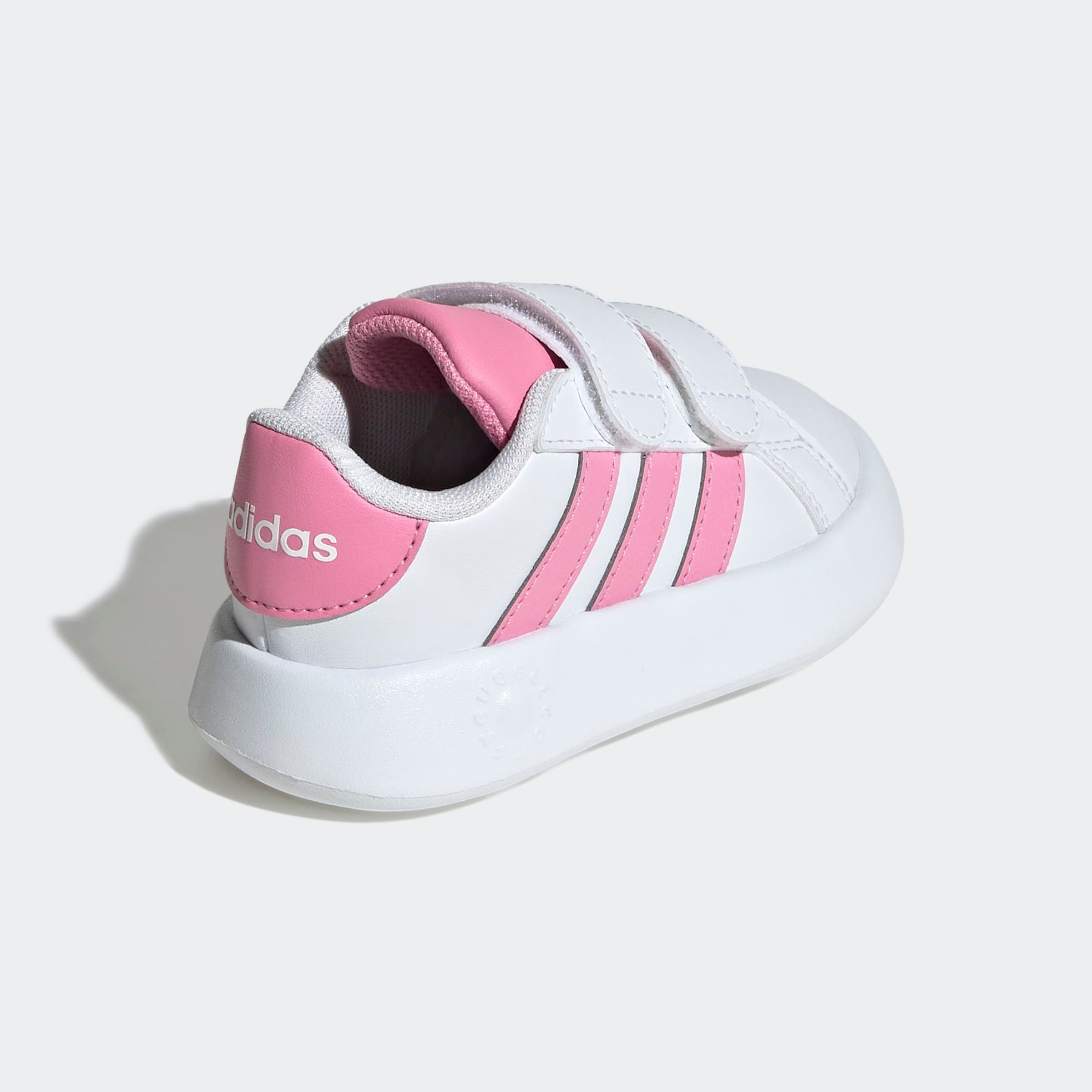 adidas Sportswear Klittenbandschoenen GRAND COURT 2.0 KIDS Design geïnspireerd op de adidas Superstar, voor kinderen