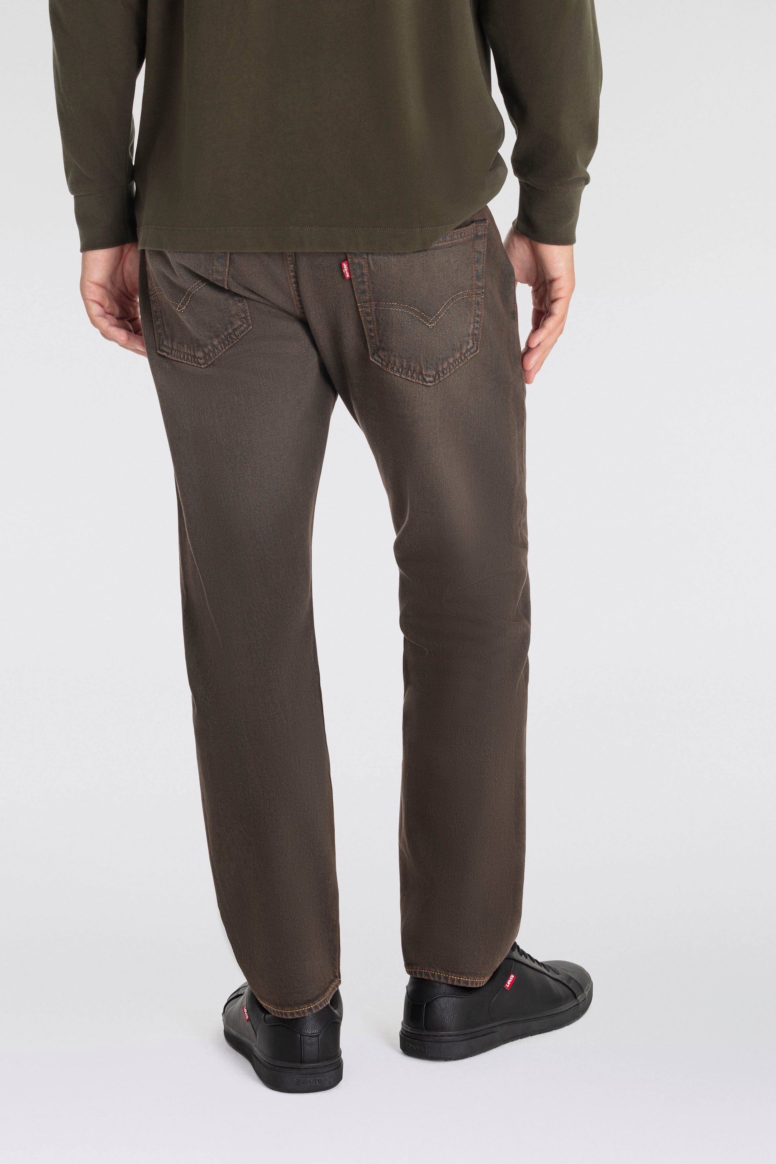 Levi's Tapered jeans 502 TAPER in een elegante moderne stijl