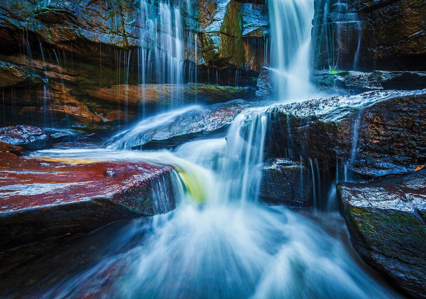 Consalnet Vliesbehang Waterval in verschillende maten