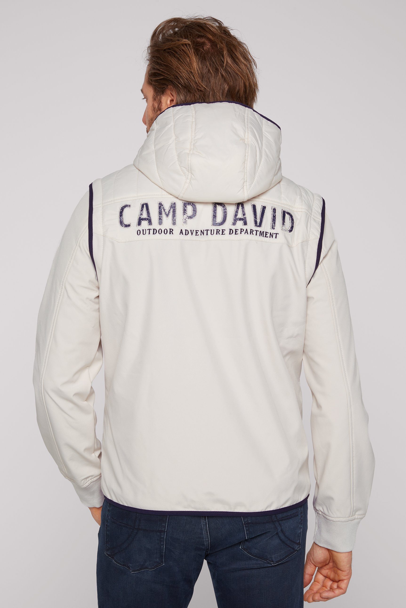 CAMP DAVID Softshell-jack met label-applicaties aan beide zijden
