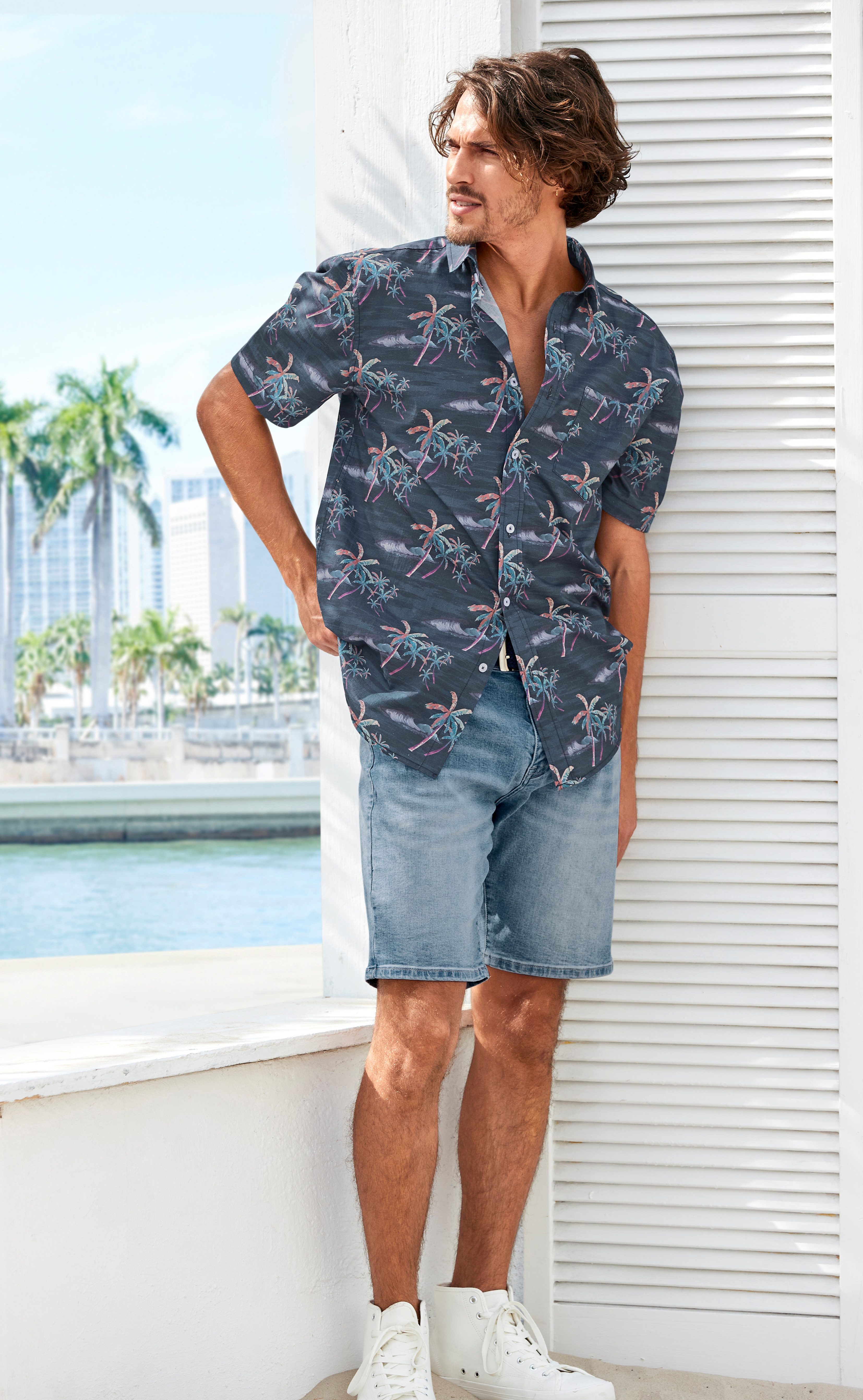 Beachtime Hawaï-overhemd Regular fit korte mouw, vrijetijdshemd met palmprint, puur katoen