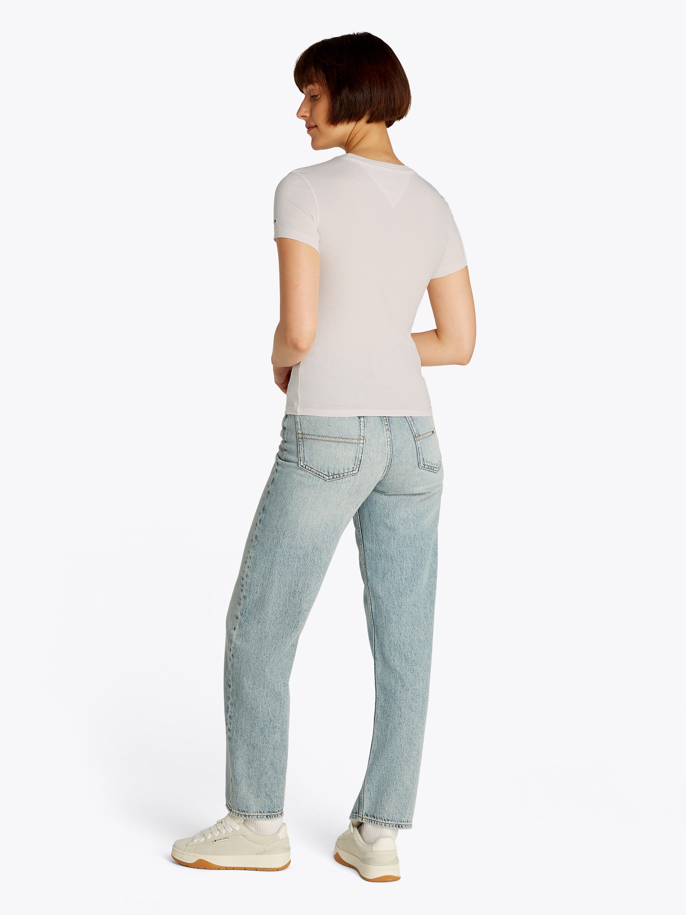 TOMMY JEANS T-shirt met logoprint op borsthoogte