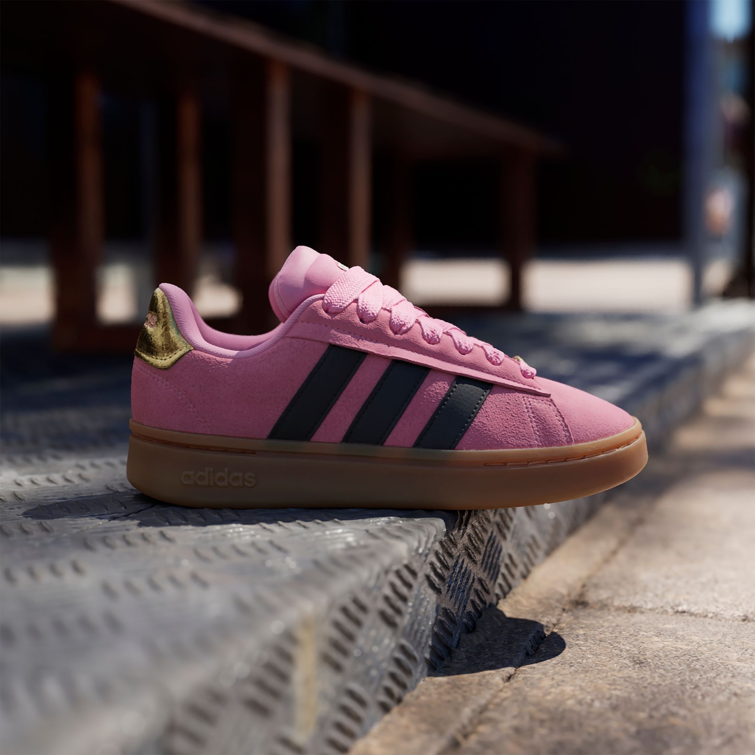 adidas Sportswear Sneakers GRAND COURT ALPHA 00S Design geïnspireerd door de adidas Campus 00