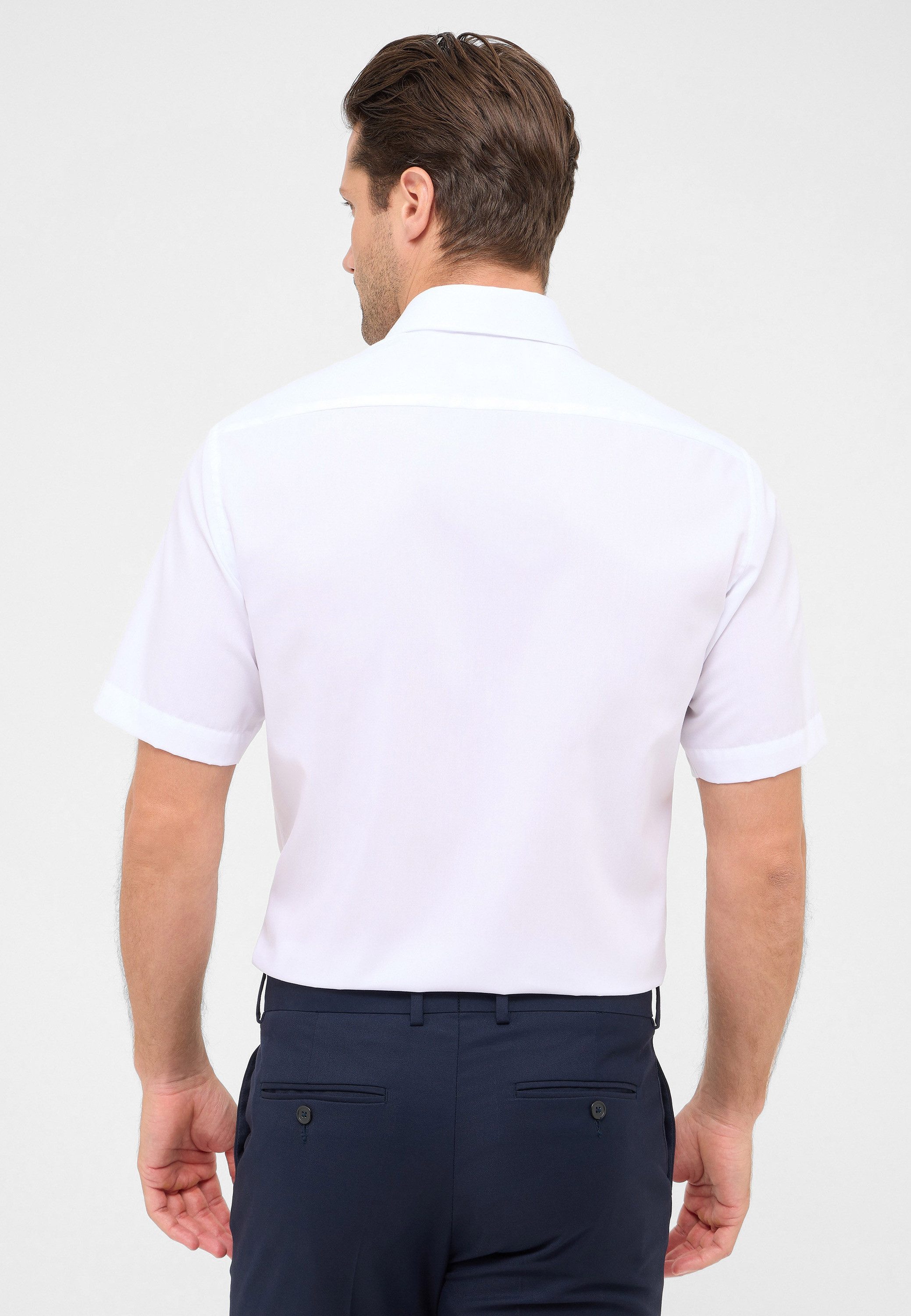 Eterna Overhemd met korte mouwen MODERN FIT NON IRON (strijkvrij)