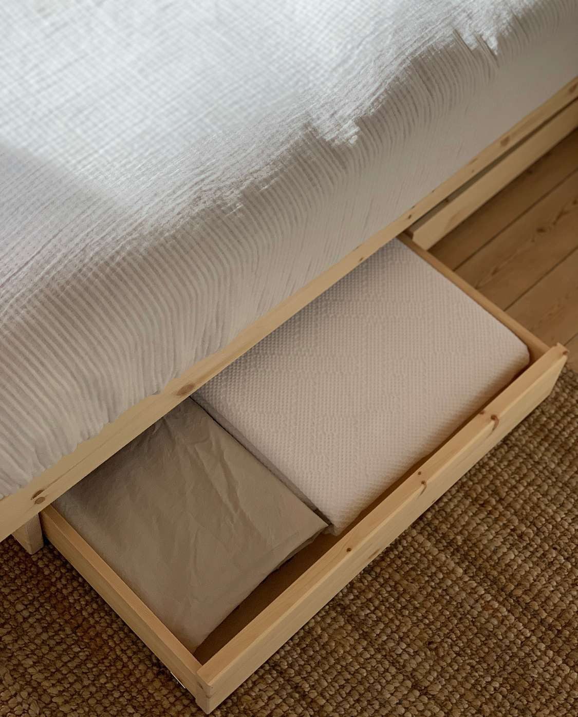 Karup Bedframe Kanso Bed, opbergbed, bed met of zonder lades Bed met/zonder lades, inclusief lattenbodem, FSC® gecertificeerd
