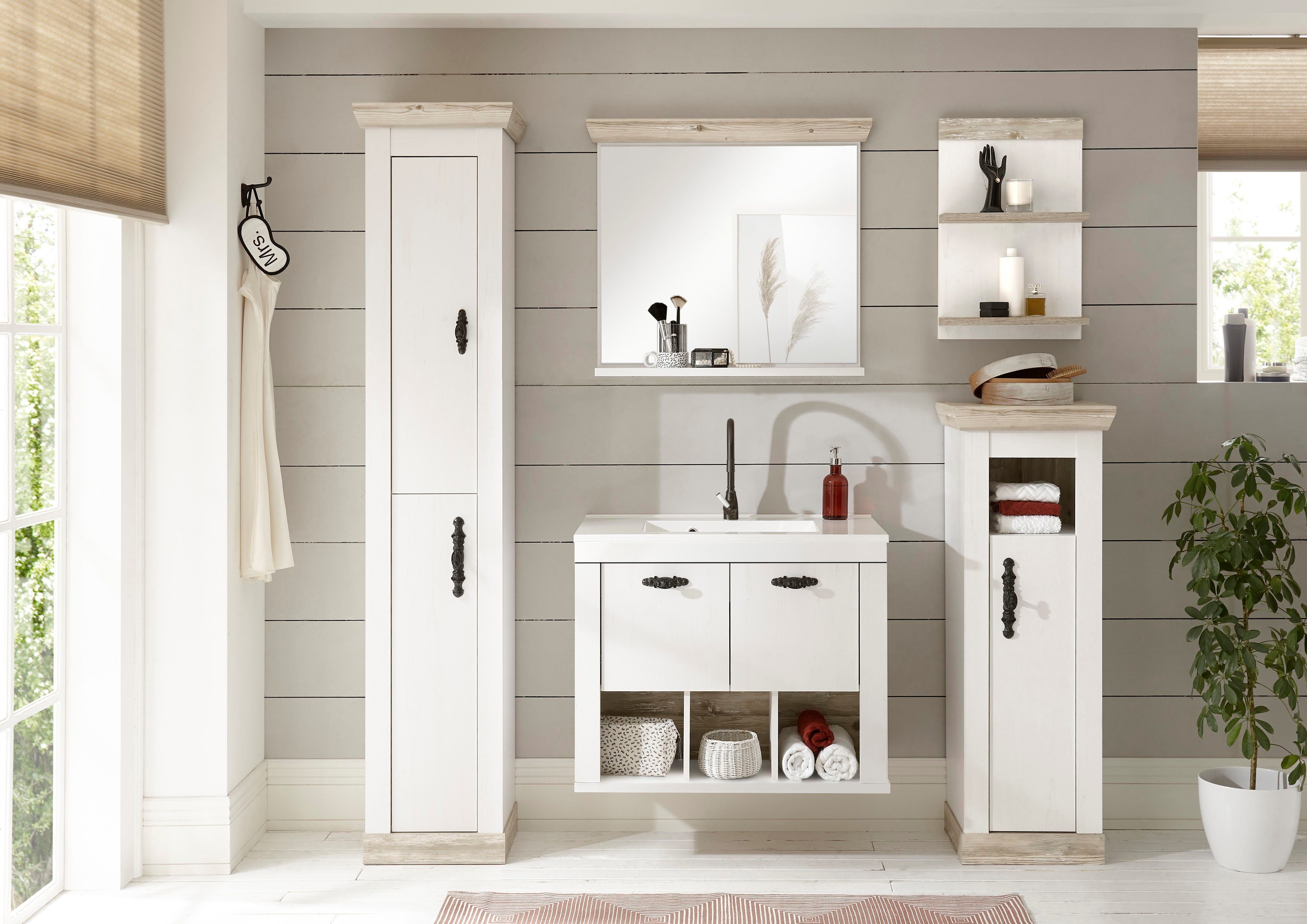 Home affaire Hoge kast Florenz, badkamerkast in landhuisstijl, kast met metalen handgrepen