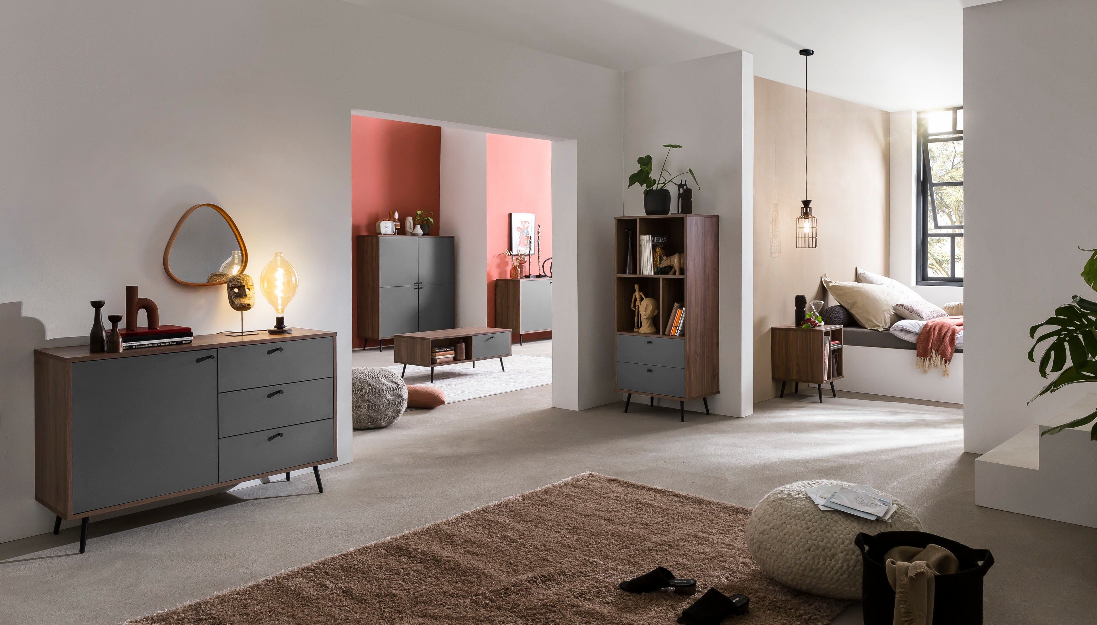 SalesFever Dressoir Kast in moderne kleurencombinatie van walnoot en grijs