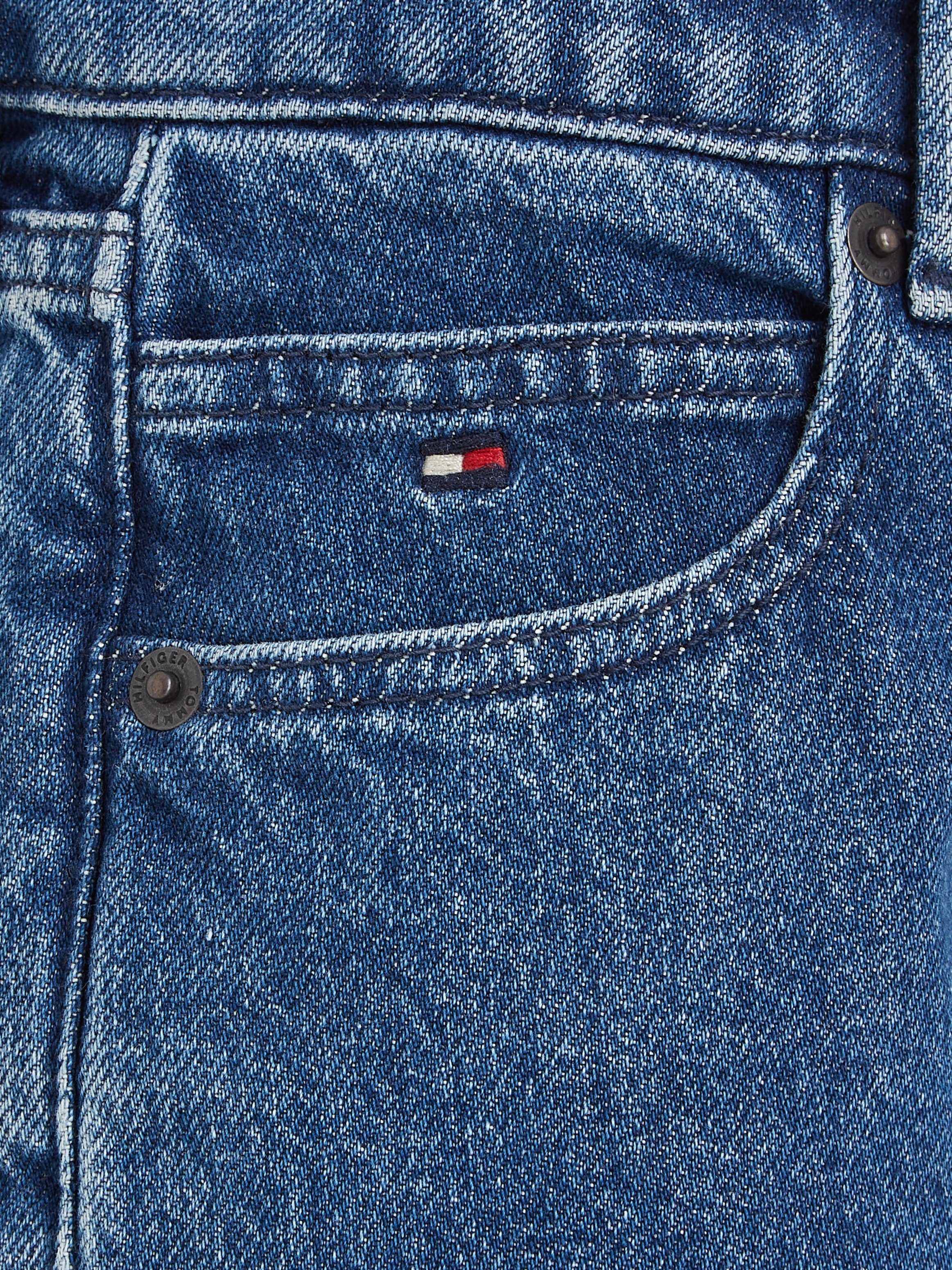 Tommy Hilfiger Short MODERN STRAIGHT DENIM SHORTS met tommy hilfiger merkdetails