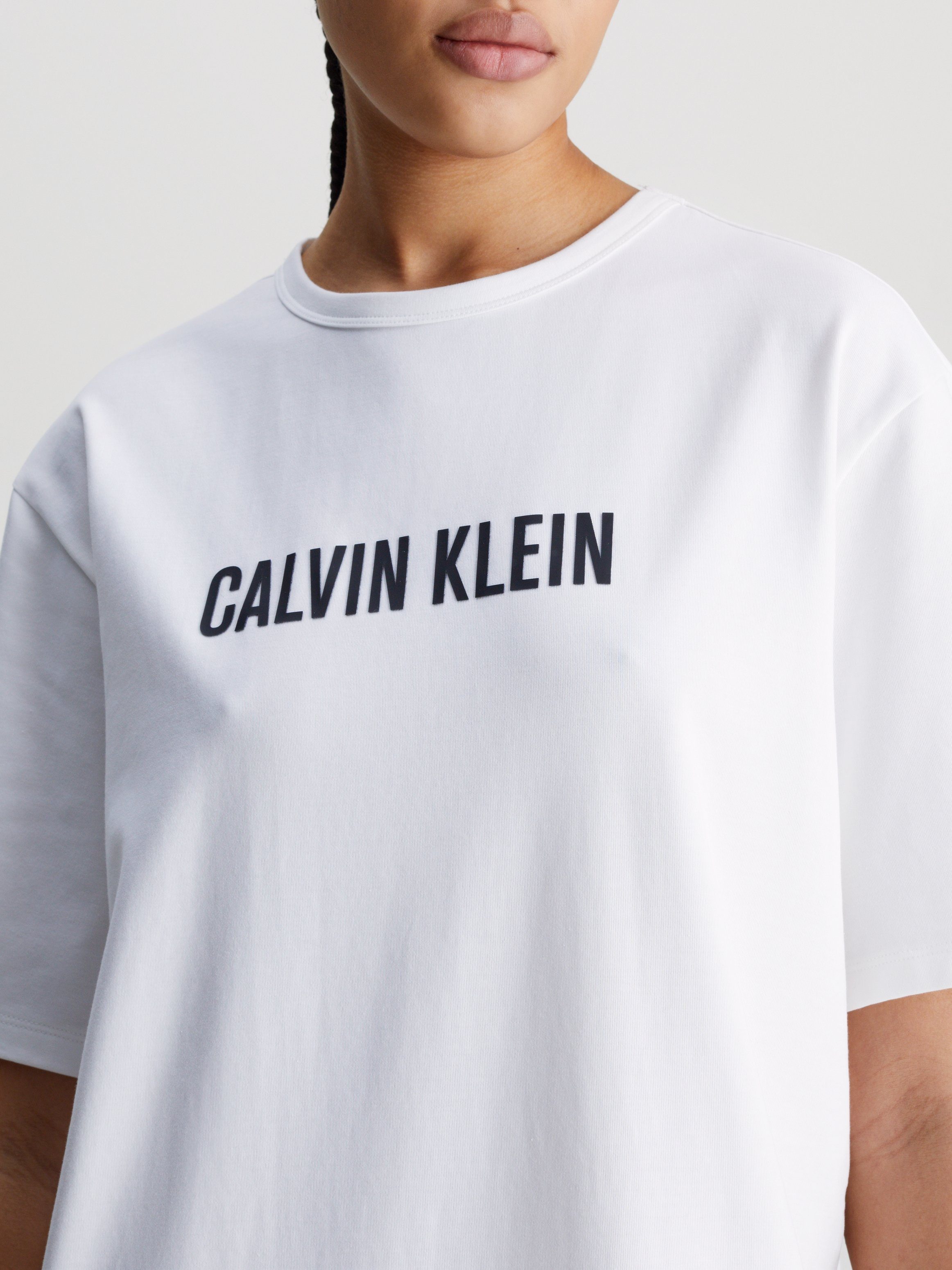Calvin Klein Nachthemd S S NIGHTSHIRT met een logo-opschrift op borsthoogte